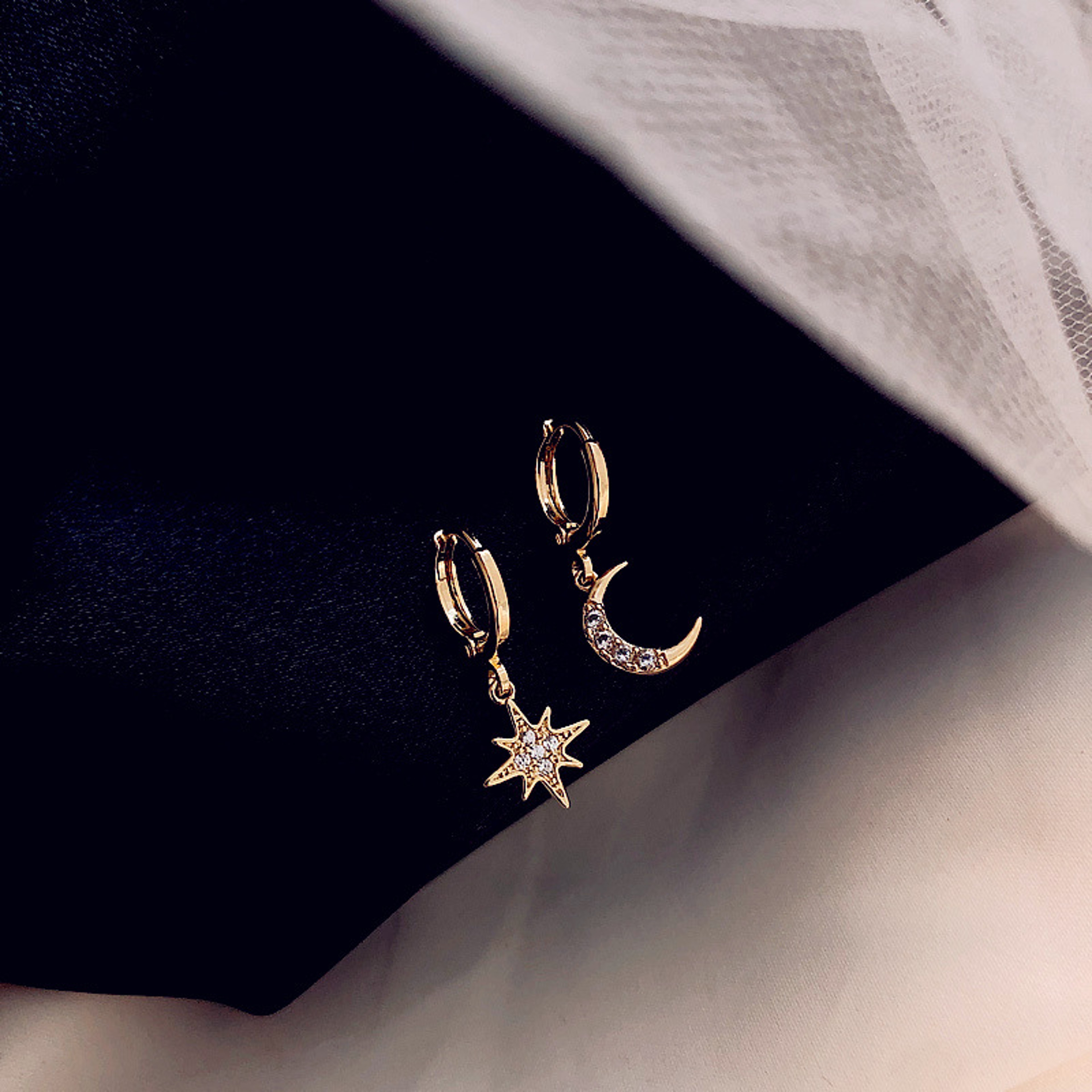 Vintage Sun and Moon Earrings Asymmetrical Korean Dangle Celestial Jewelry for Women – view 5