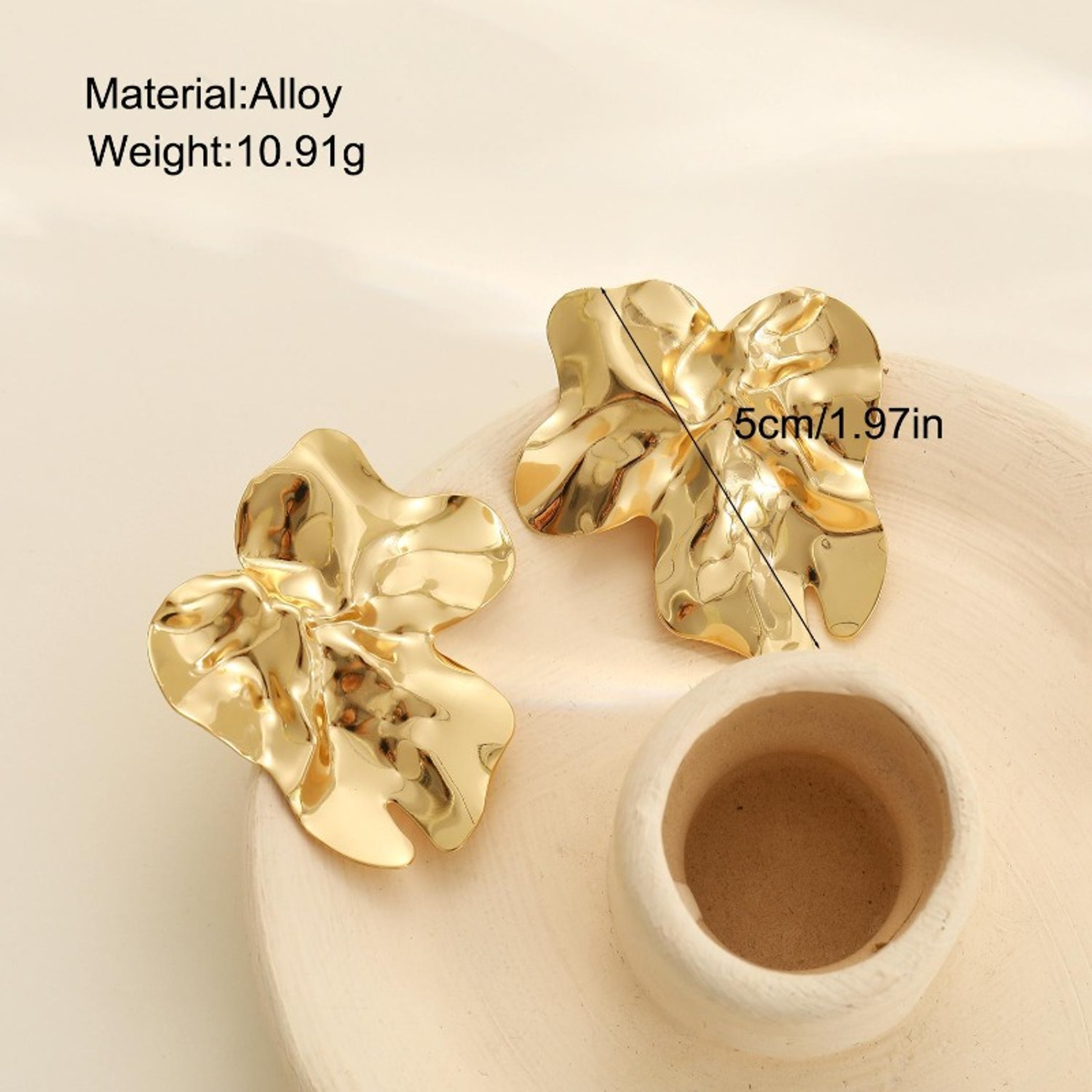 Vintage Statement Earrings for Women Gold Pleated Geometric Earrings Studs – view 6