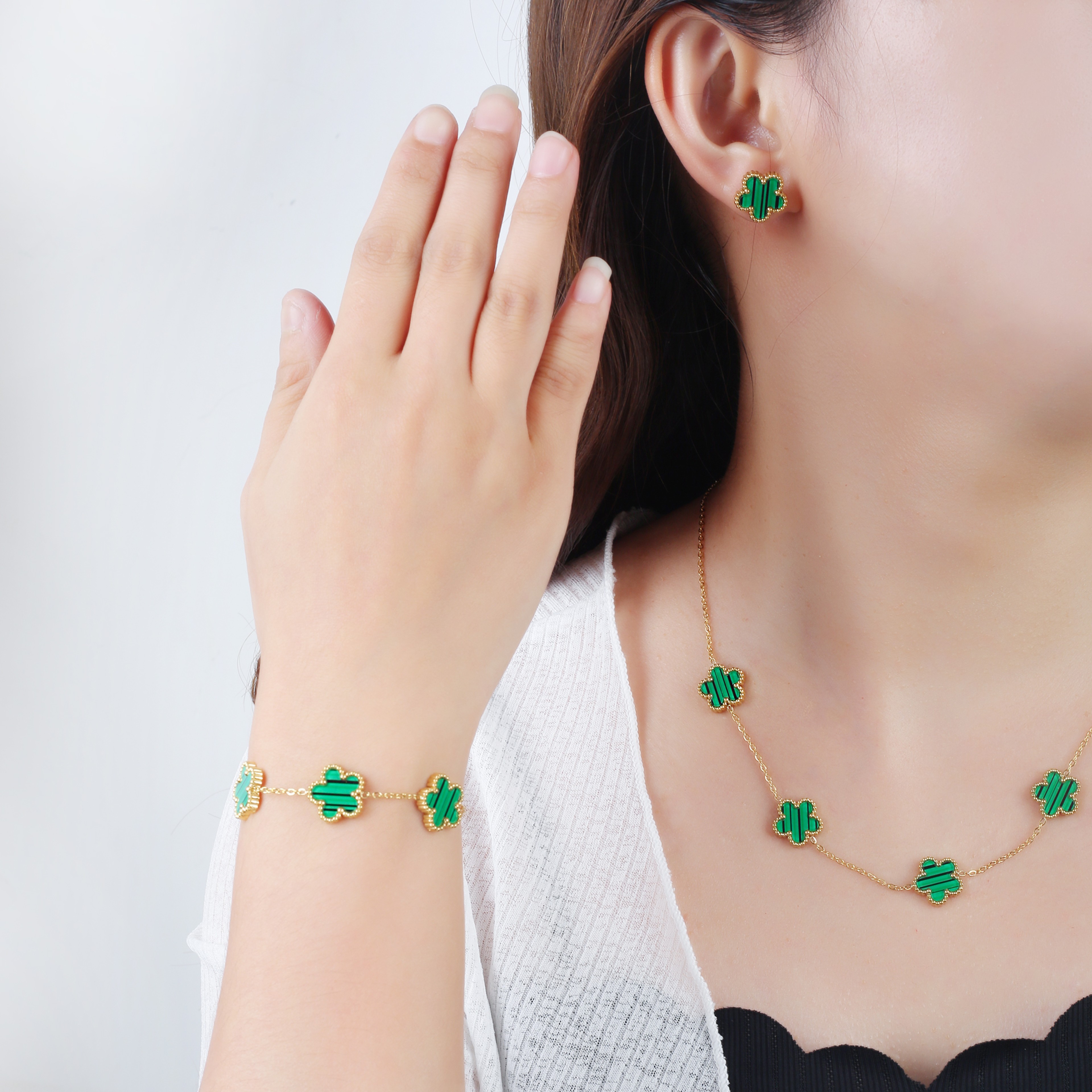 Elegant Stainless Steel Jewelry Set With Five Leaf Flower Necklace Bracelet  Earrings For Women 6