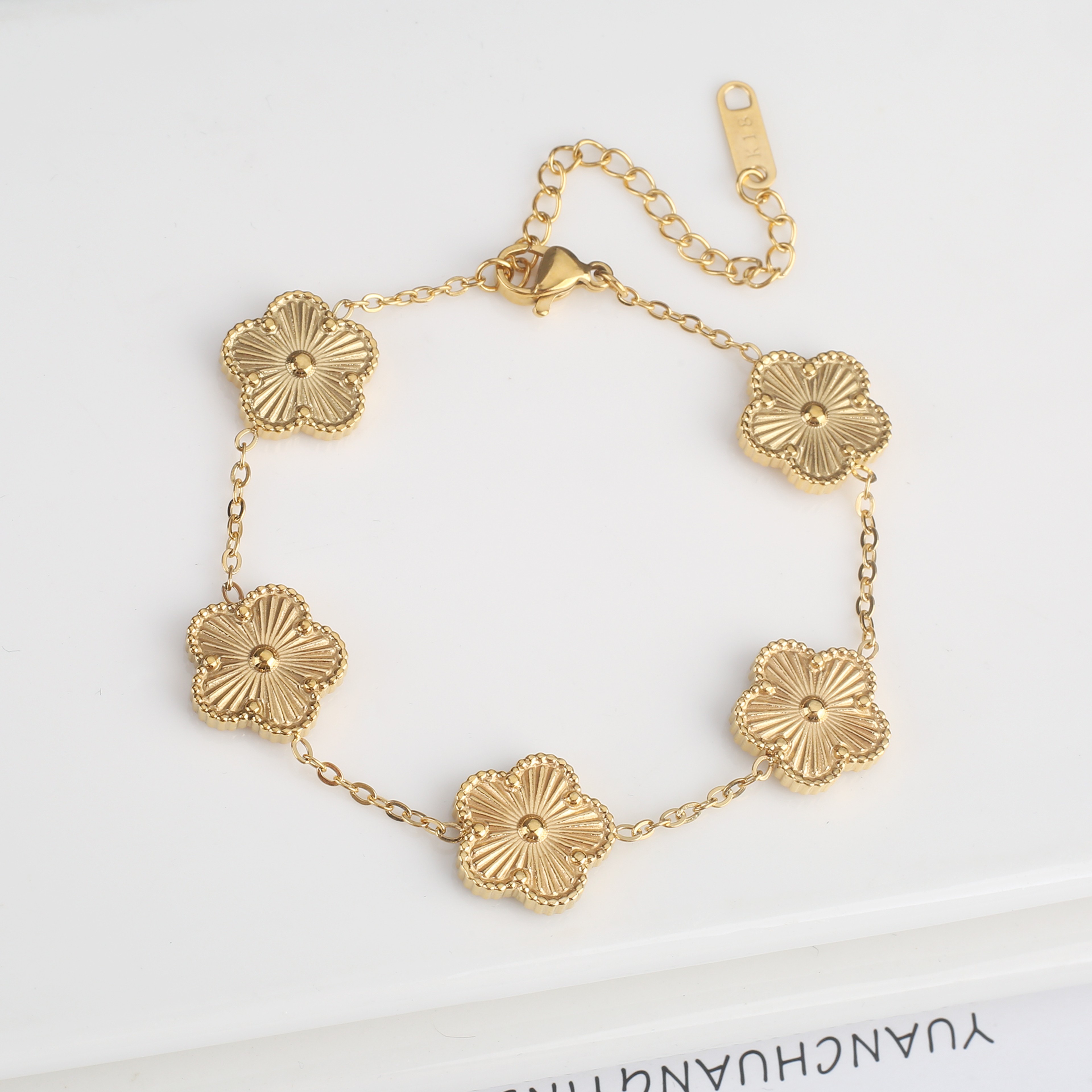 Elegant Stainless Steel Jewelry Set With Five Leaf Flower Necklace Bracelet  Earrings For Women 40