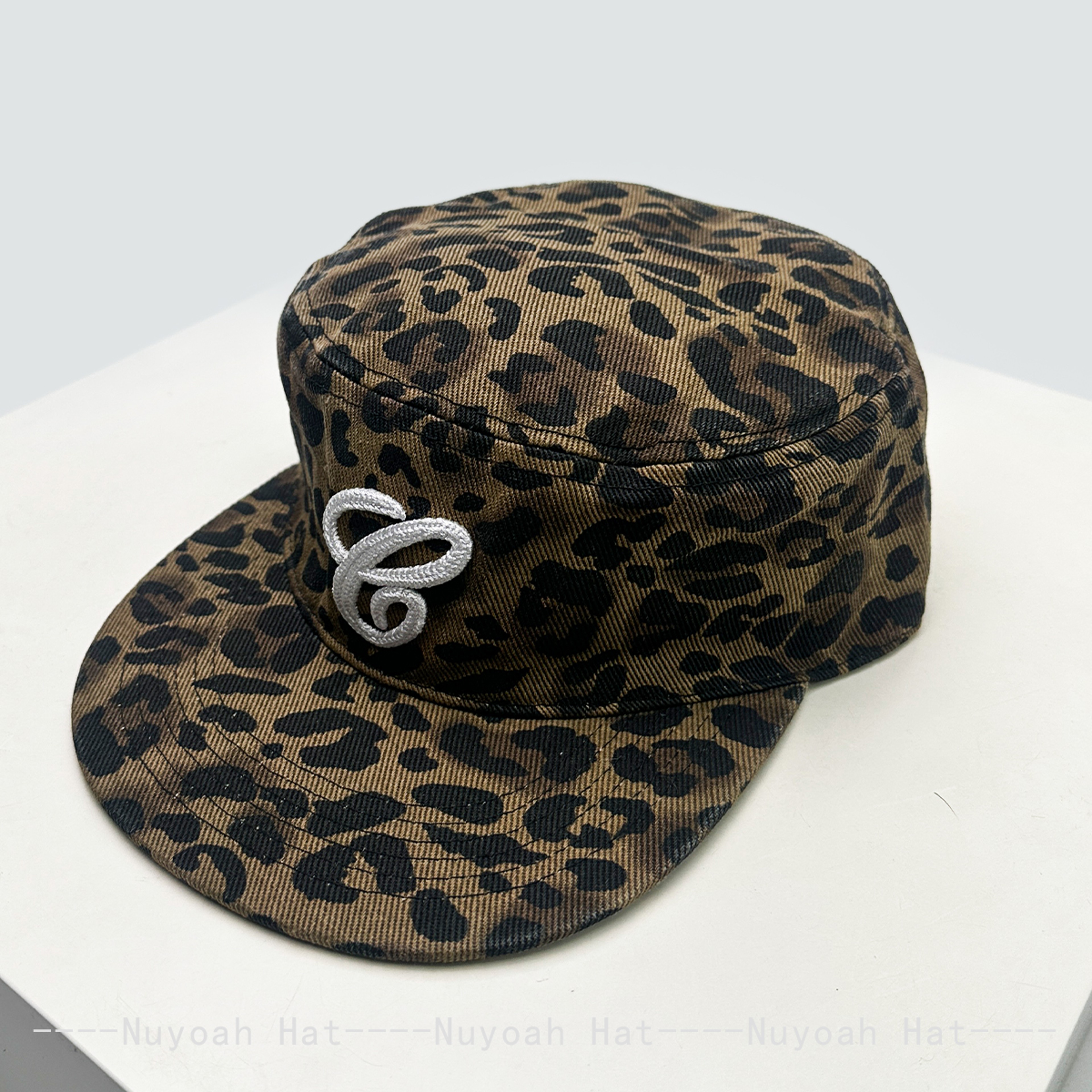 Retro Baseball Cap With Leopard Print  Letter Design Unisex Adjustable Fashion Peaked Hat 7