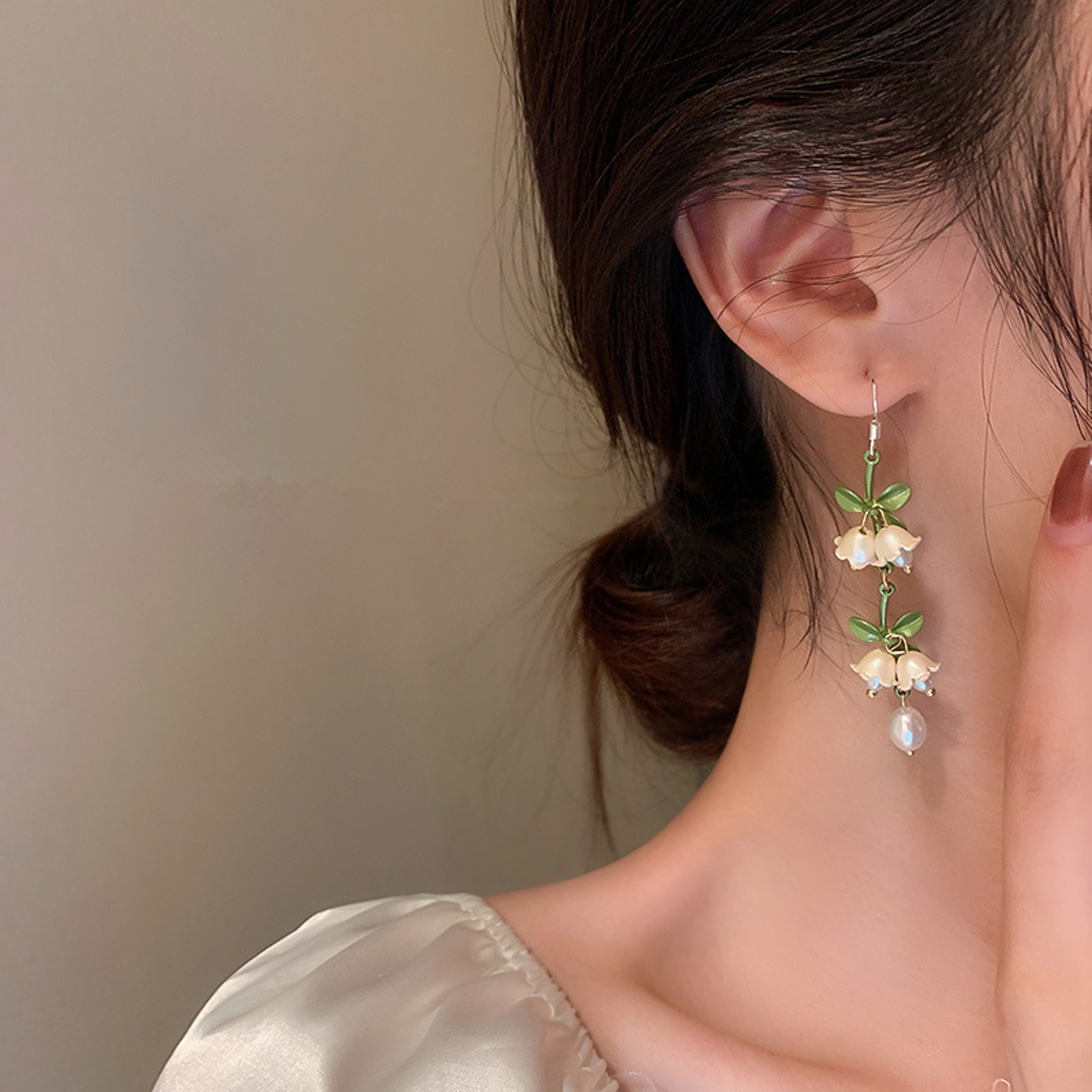 Elegant Lily Of The Valley Earrings With Pearl Drop Floral Ear Hooks For Women 3