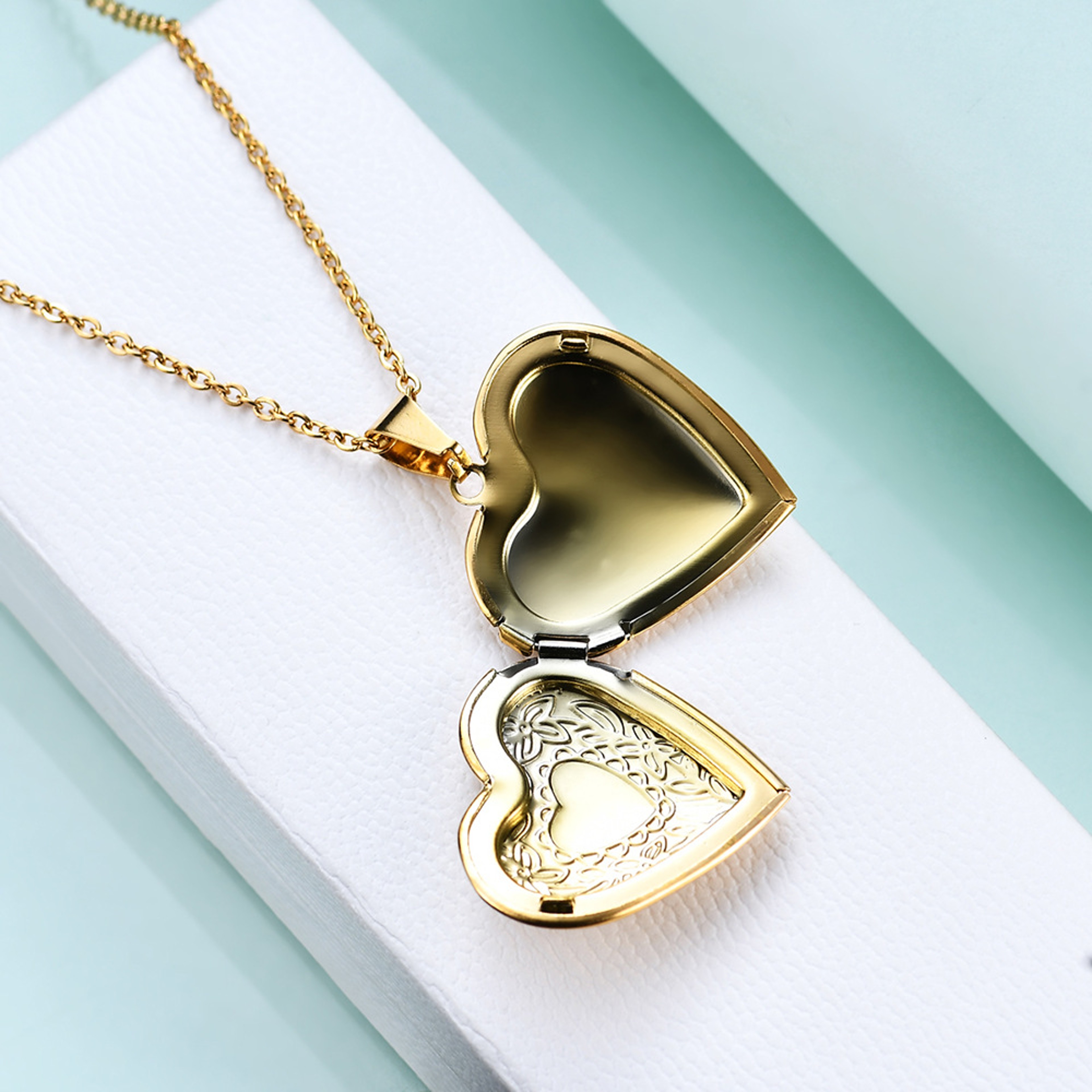 Heart Lock Photo Pendant Necklace Stainless Steel Waterproof Locket Gift For Women 2
