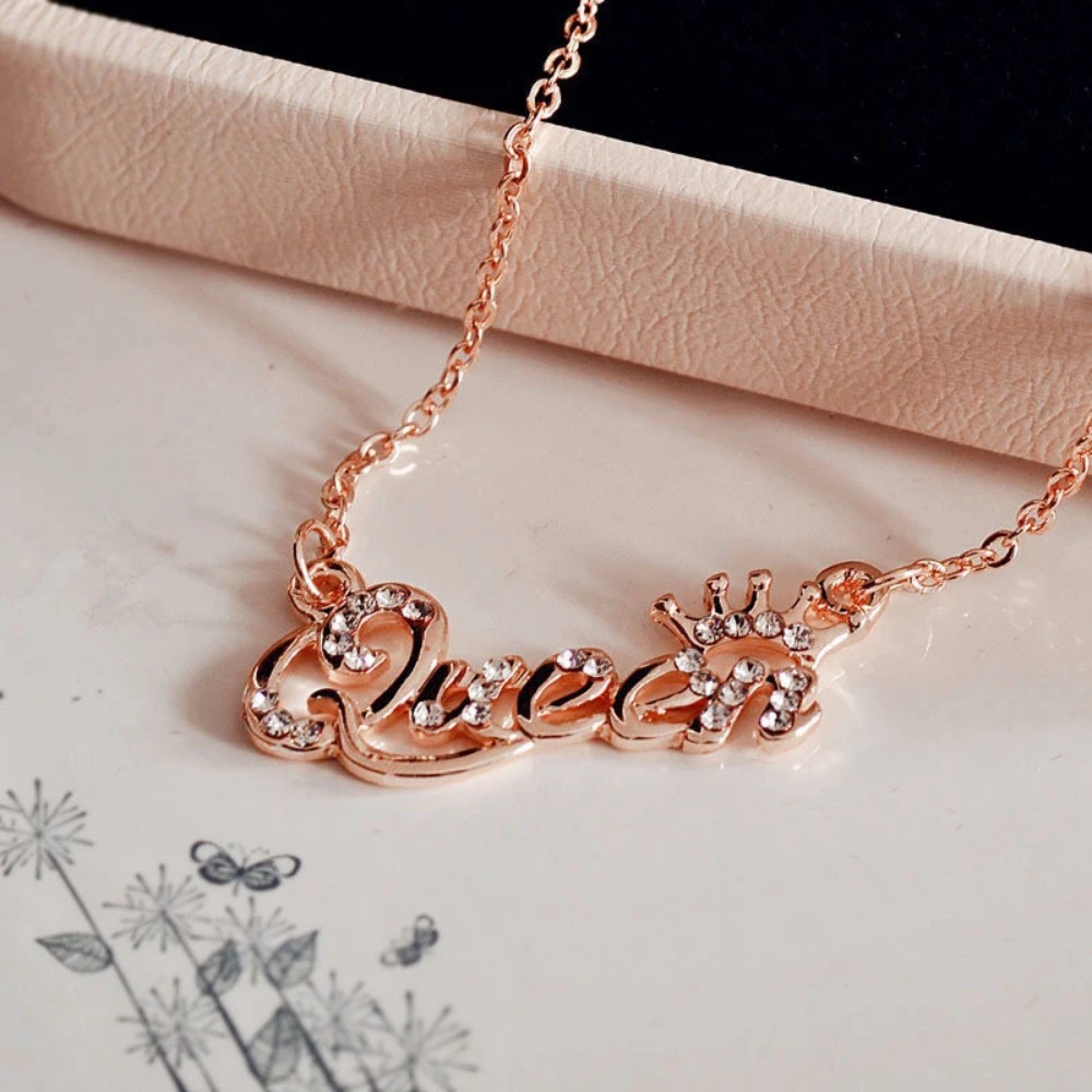 Luxury Gold Crown Necklace with Sparkling Zircon Queen Pendant for Women – view 4