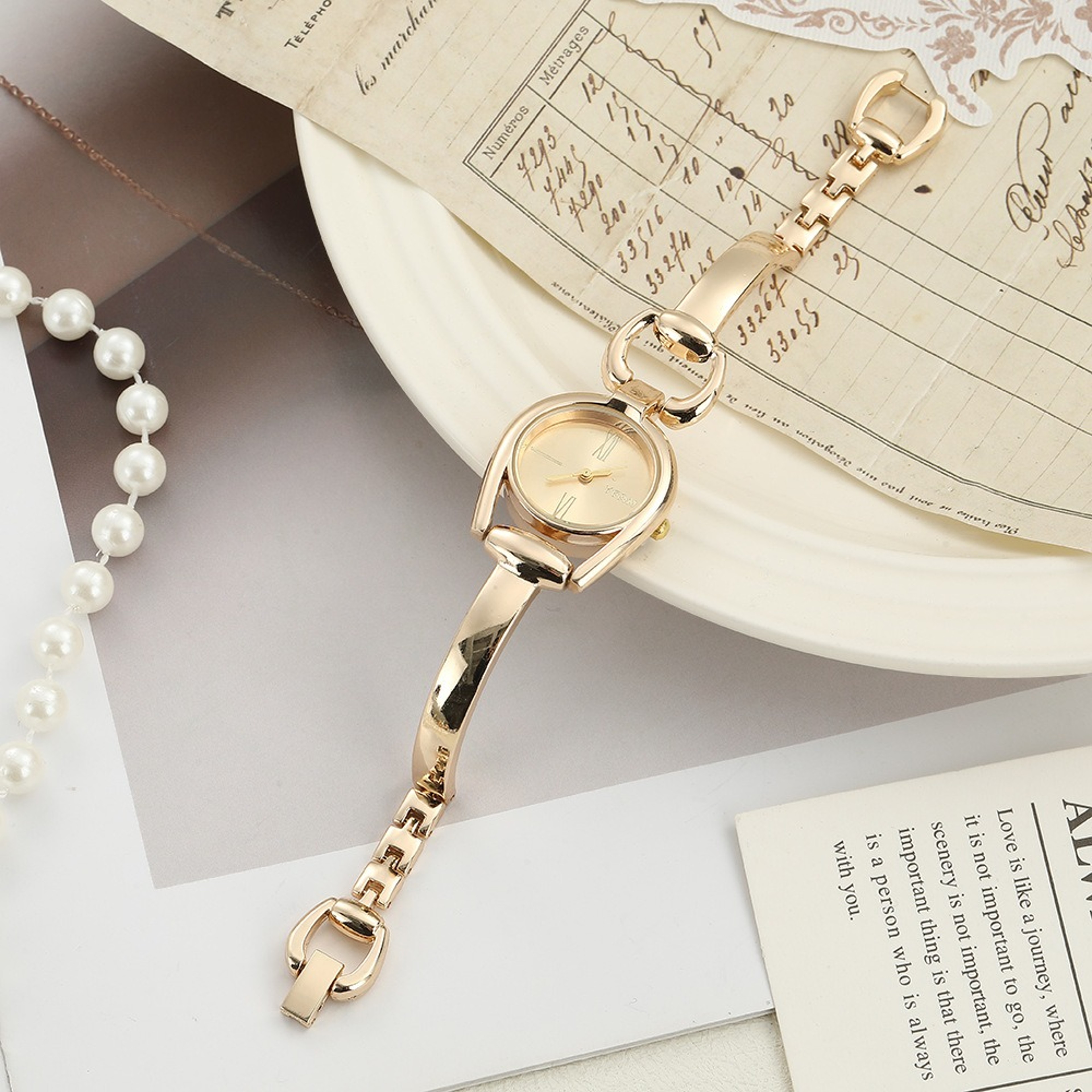 Luxury Women's Bracelet Watch with Round Dial Elegant Ladies Quartz Watch Metal Dress Wristwatch – view 10