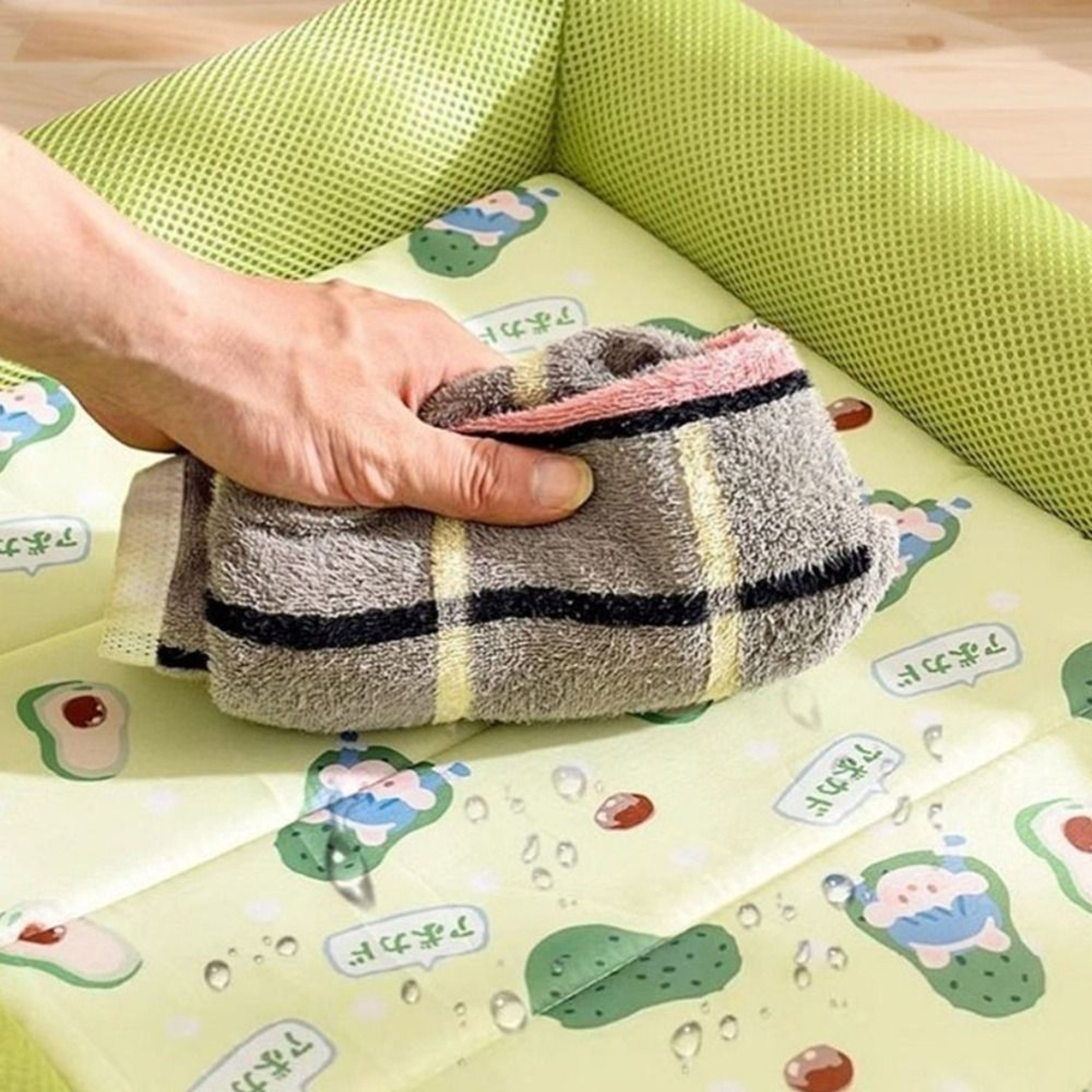 Cooling Pet Bed for Dogs & Cats Breathable Cooling Dog Bed Waterproof Pet Cooling Mat – view 4