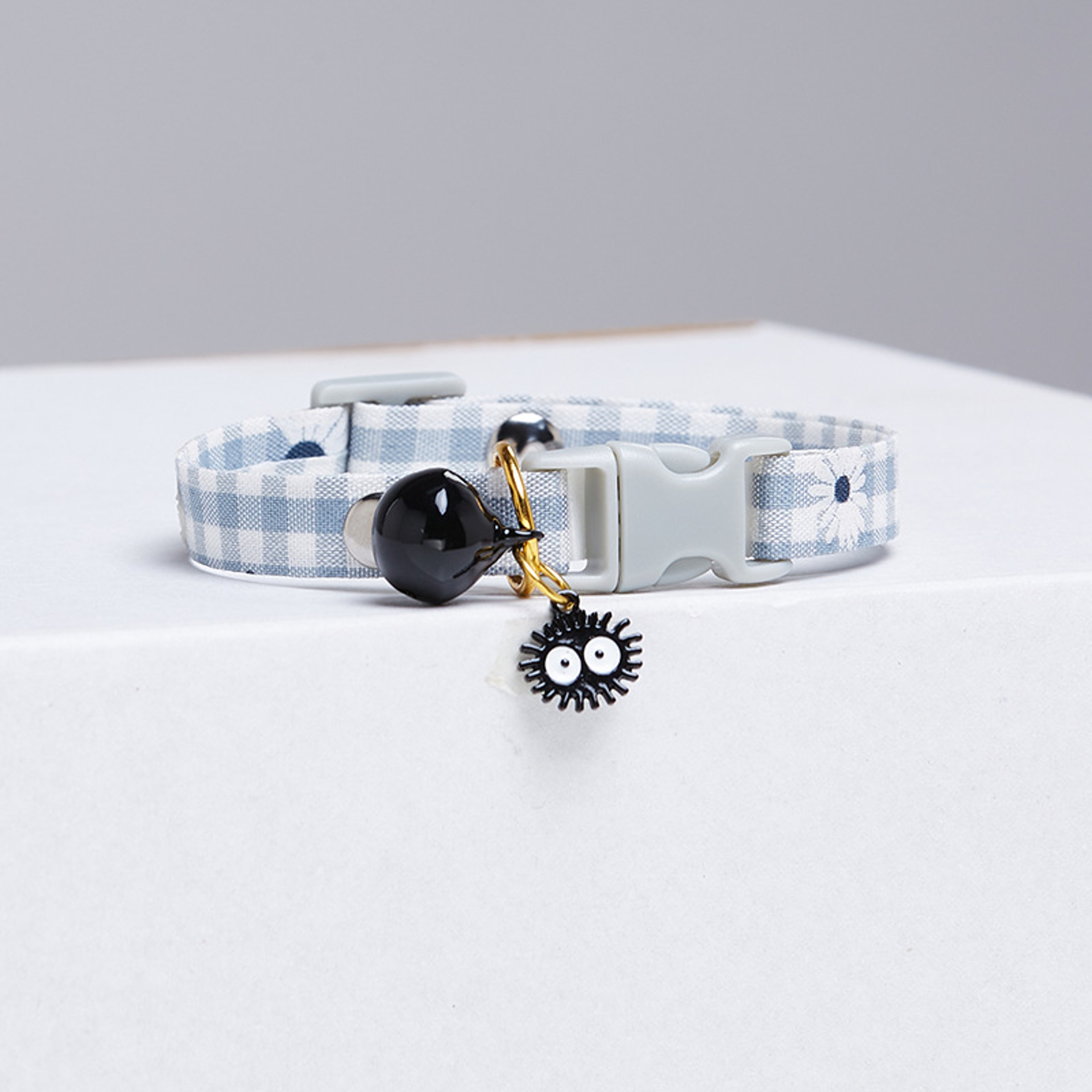 Cute Cat Collar with Avocado Pendant & Bell Adjustable Plaid Kitten Collar for Cats & Small Dogs – view 7