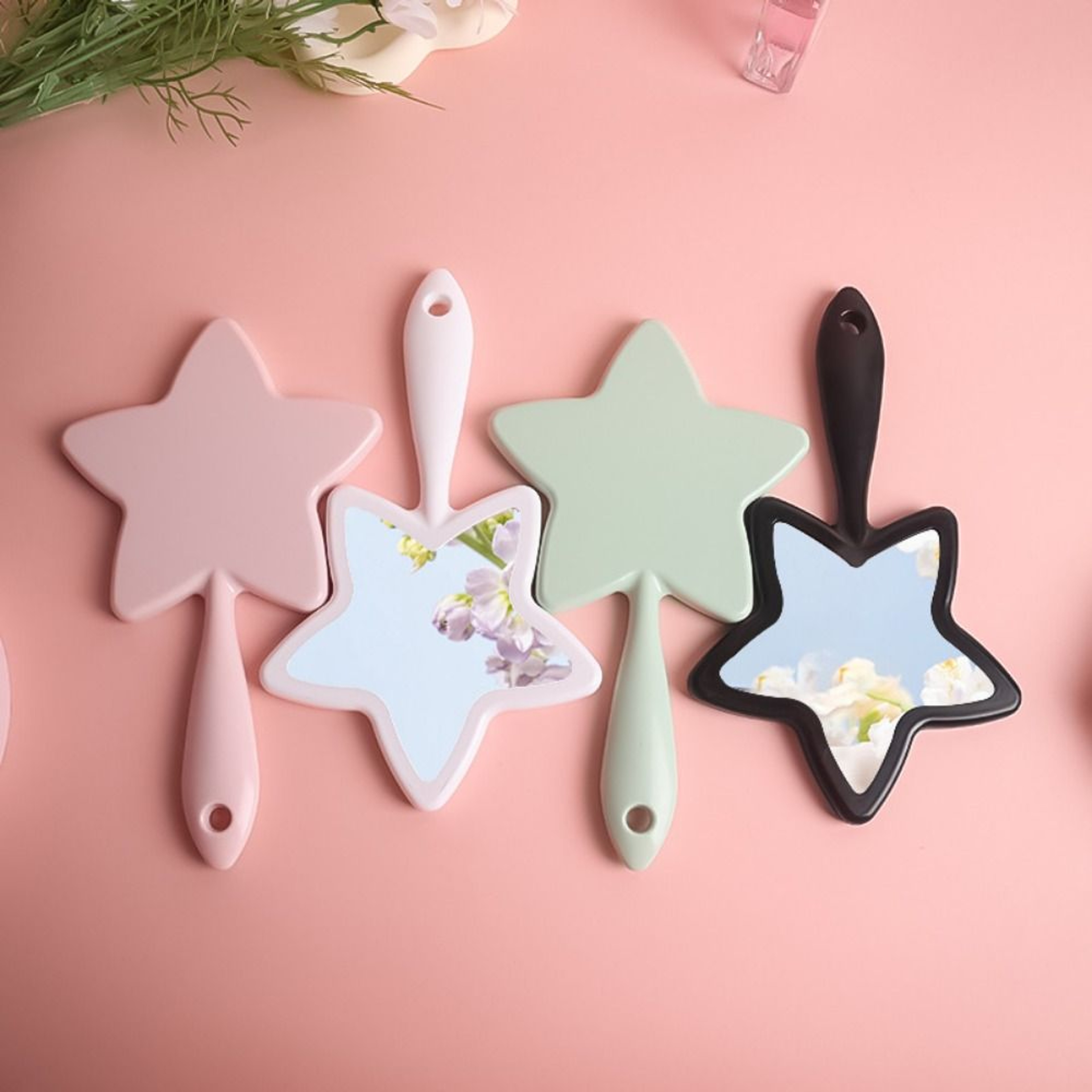 Portable Star Handheld Makeup Mirror Cute Plastic Vanity Mirror With Handle 1