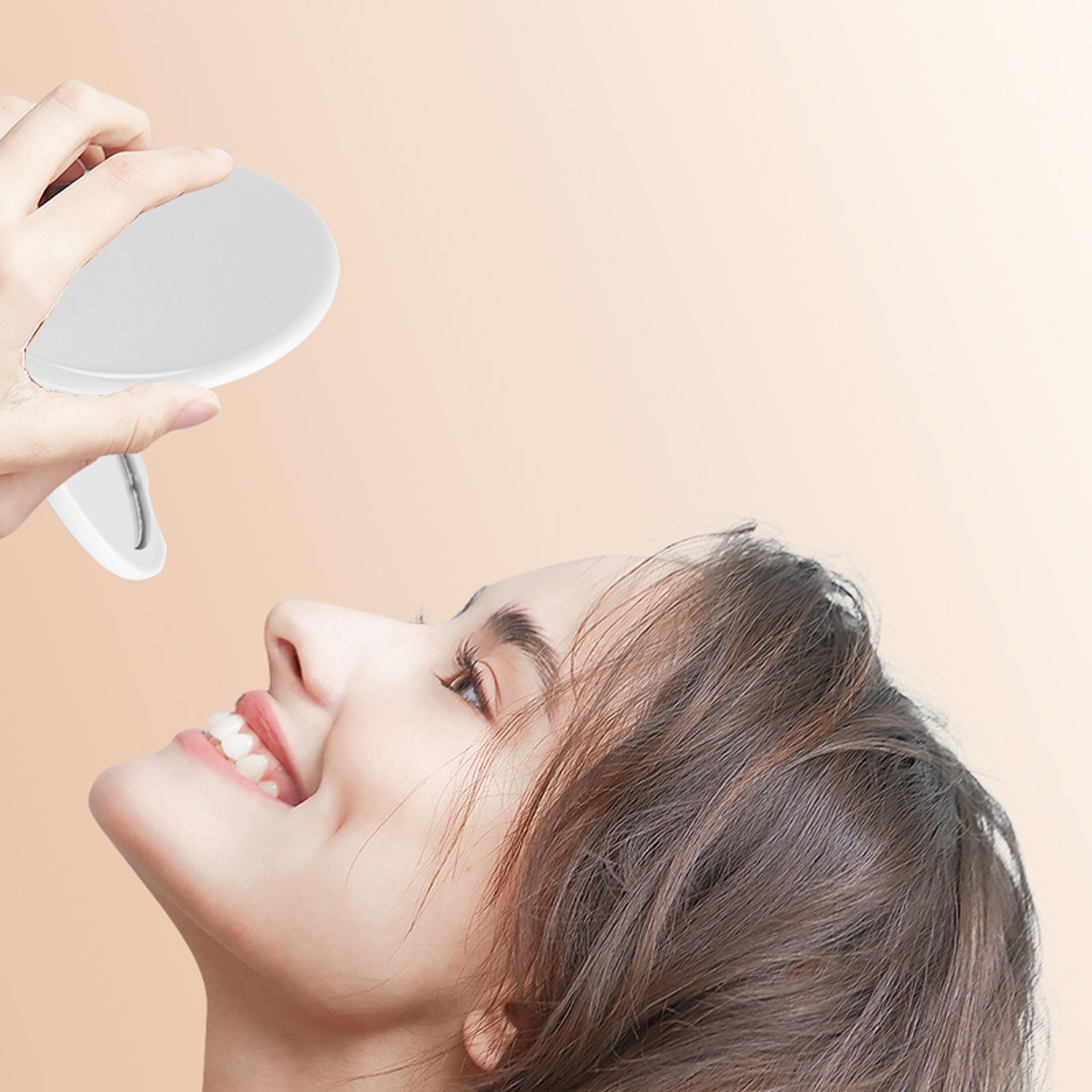 Compact Travel Makeup Mirror with Magnification & Light – view 4