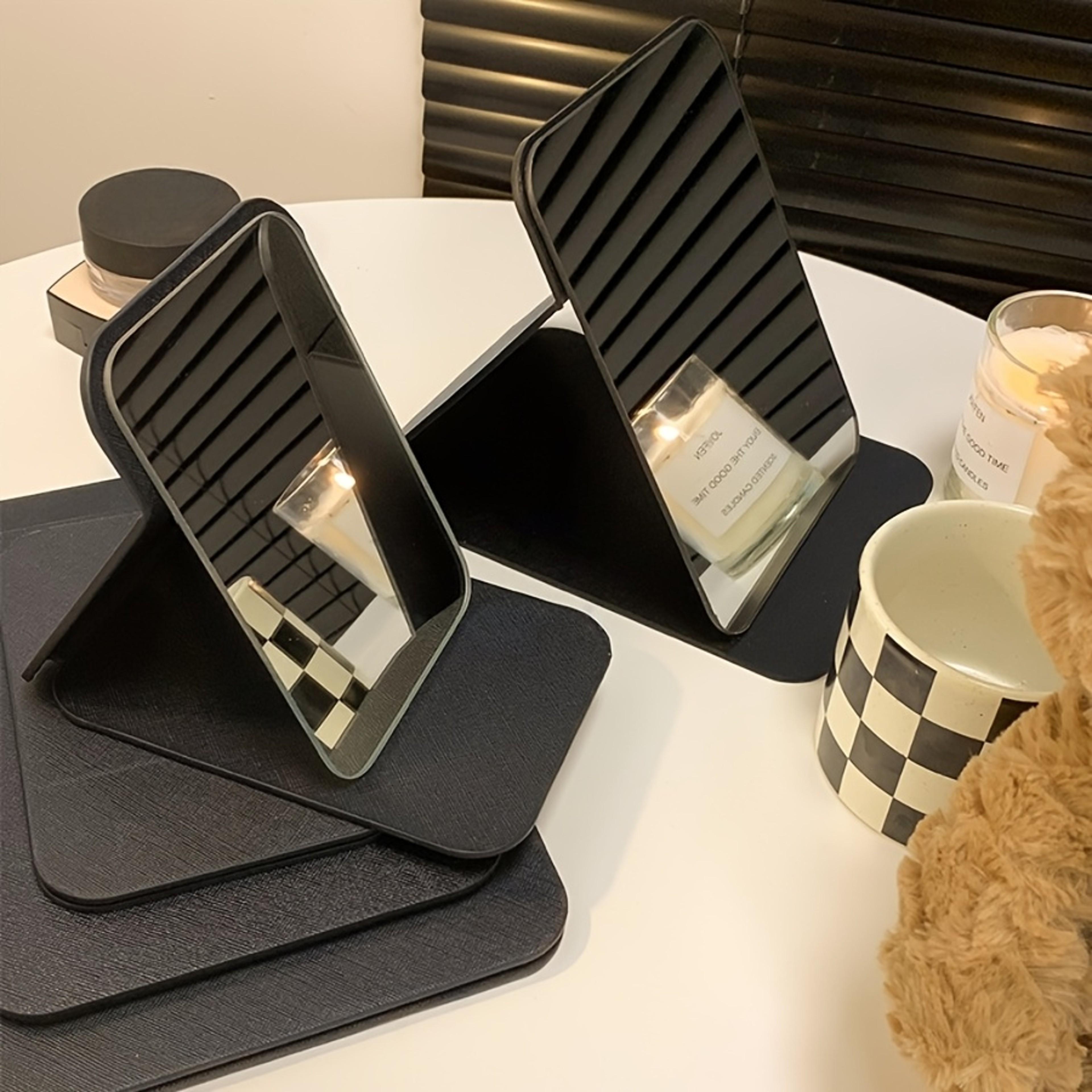 Portable Folding Vanity Mirror Desktop Makeup Mirror For Travel Dorm Office  Home 3