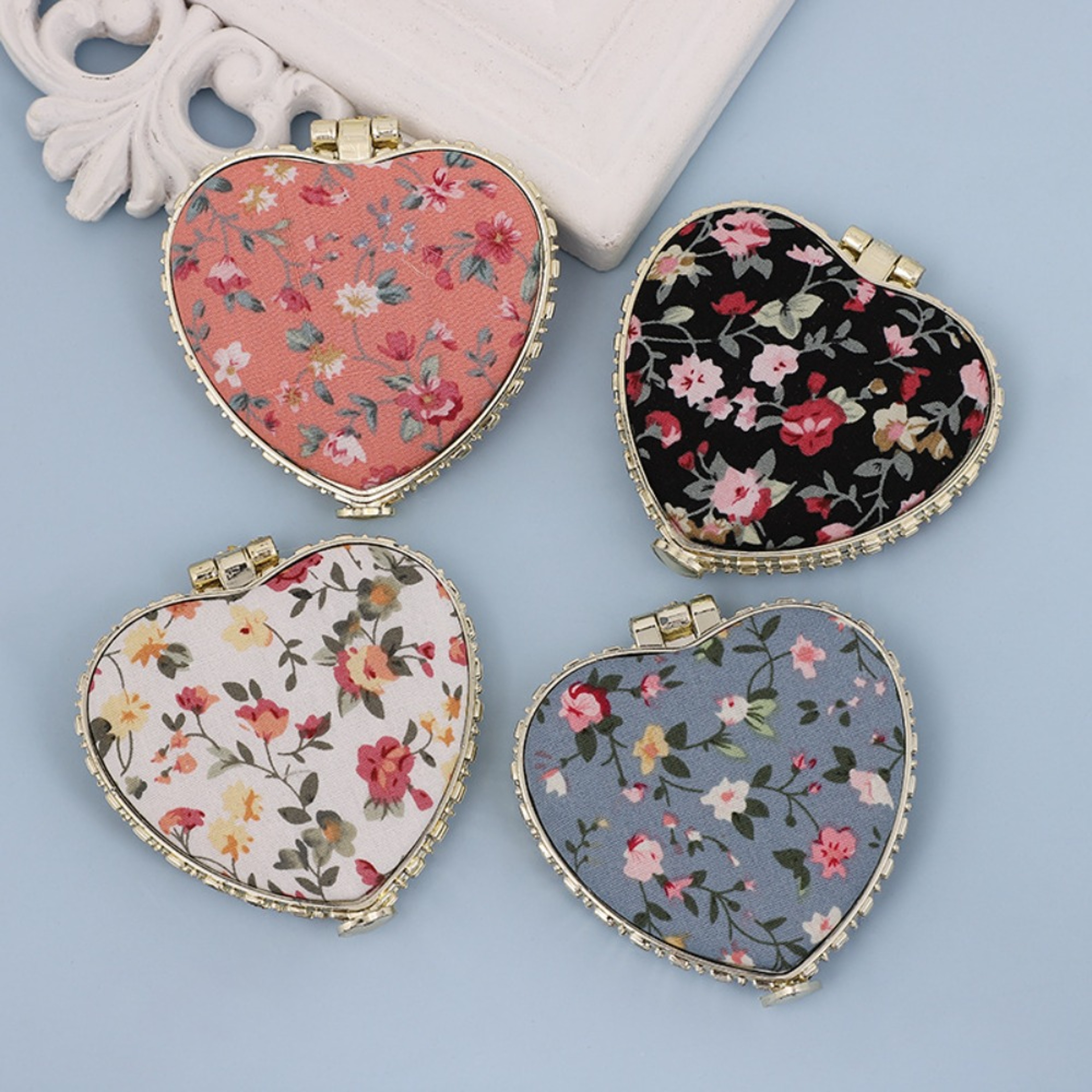 Vintage Floral Pocket Mirror Foldable Compact Makeup Mirror Portable Travel Beauty Accessory – view 5