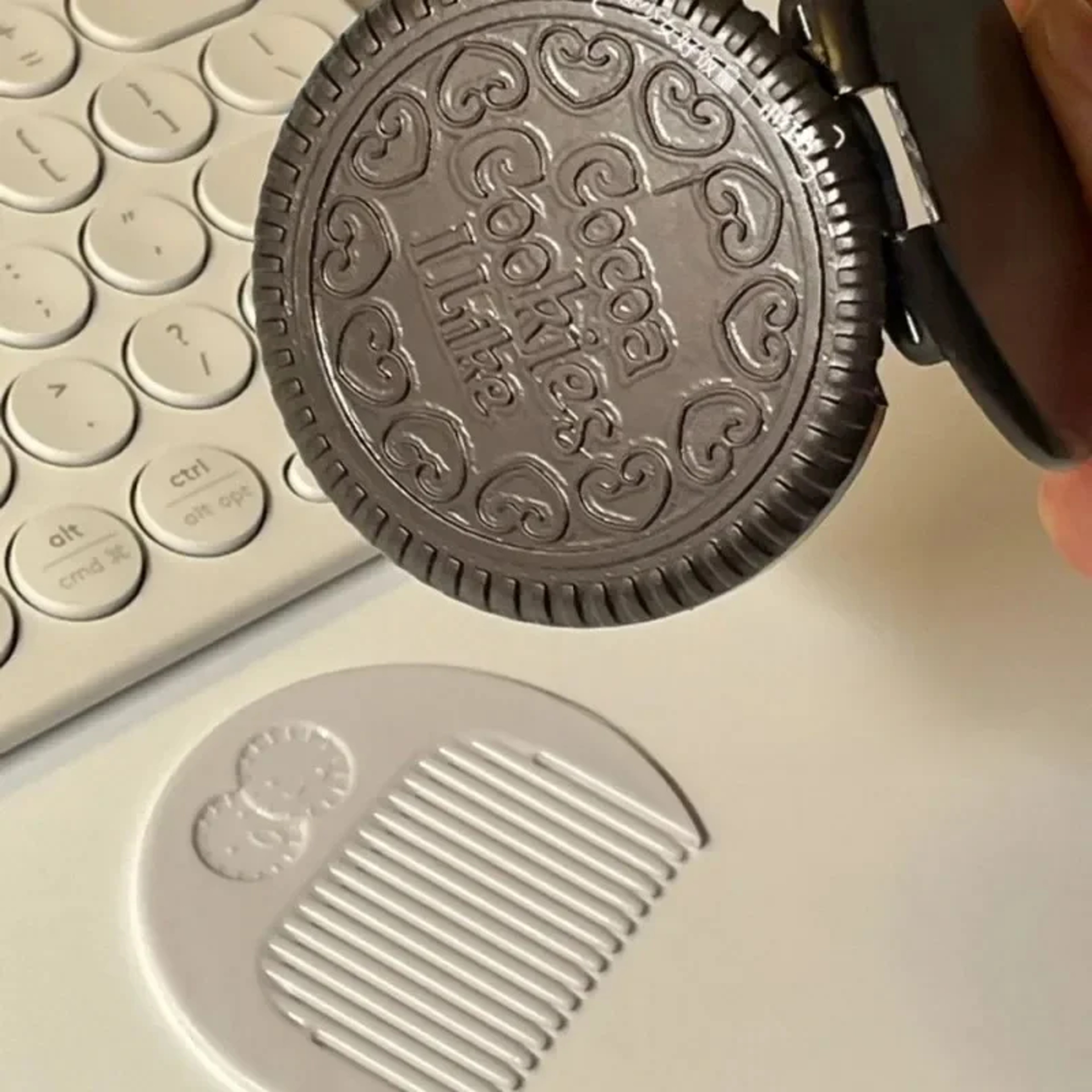 Chocolate Biscuit Pocket Makeup Mirror with Foldable Comb Cute Compact Mirror for Travel & Purse – view 4