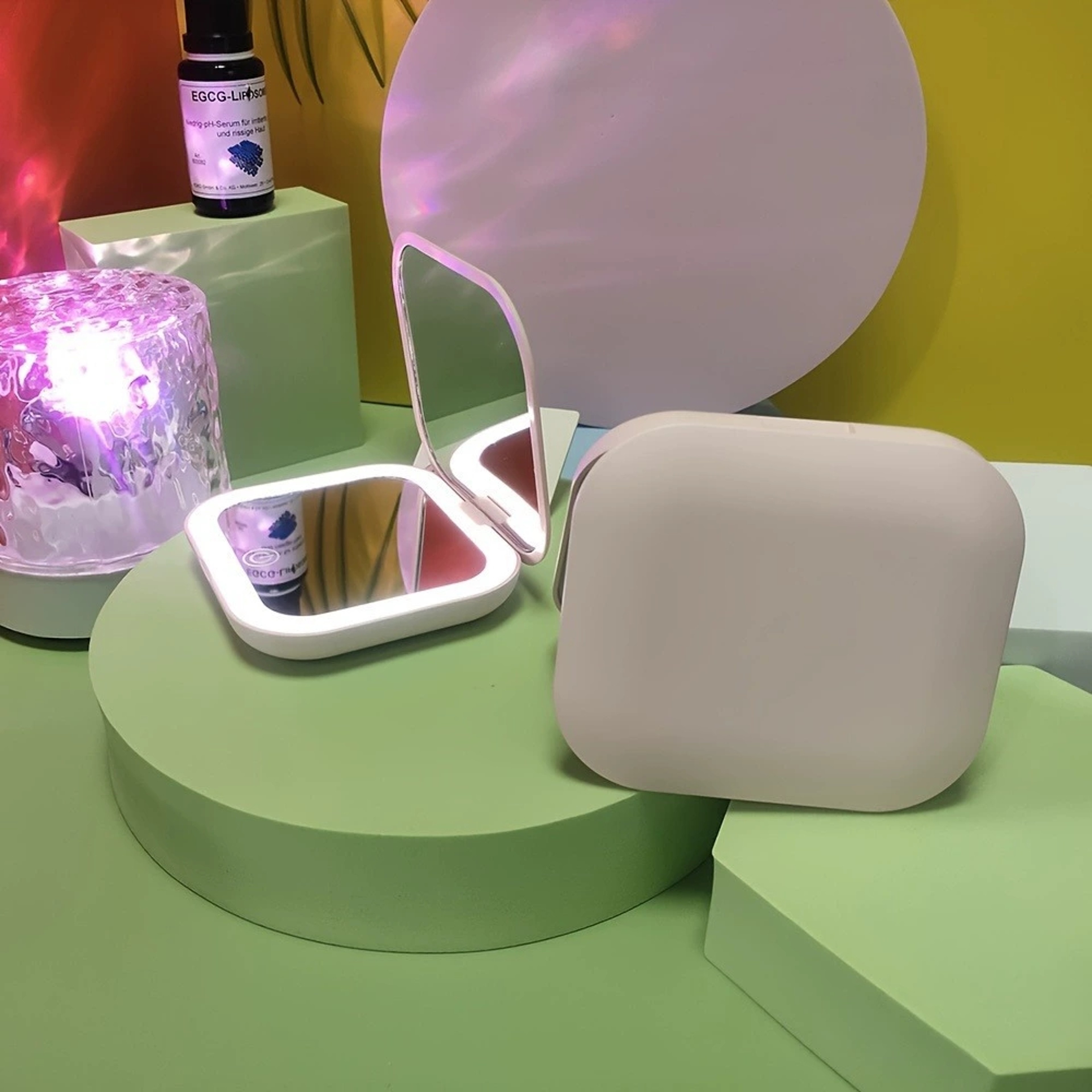 LED Lighted Travel Makeup Mirror Compact Pocket Vanity Mirror for Purse & On-the-Go Touch Ups – view 5