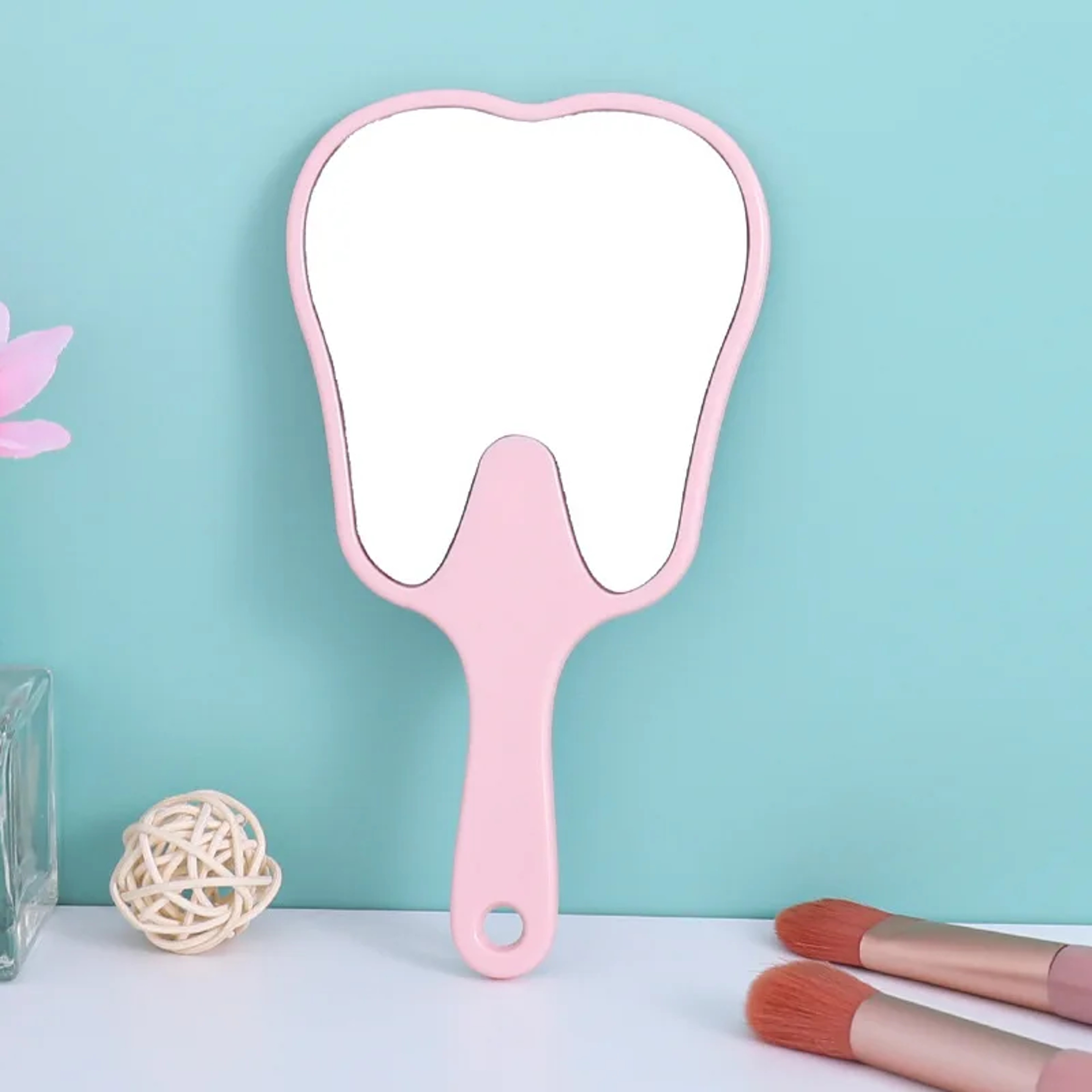 Cute Handheld Makeup Mirror Tooth Shape Portable Vanity Mirror for Beauty Touch Ups – view 3