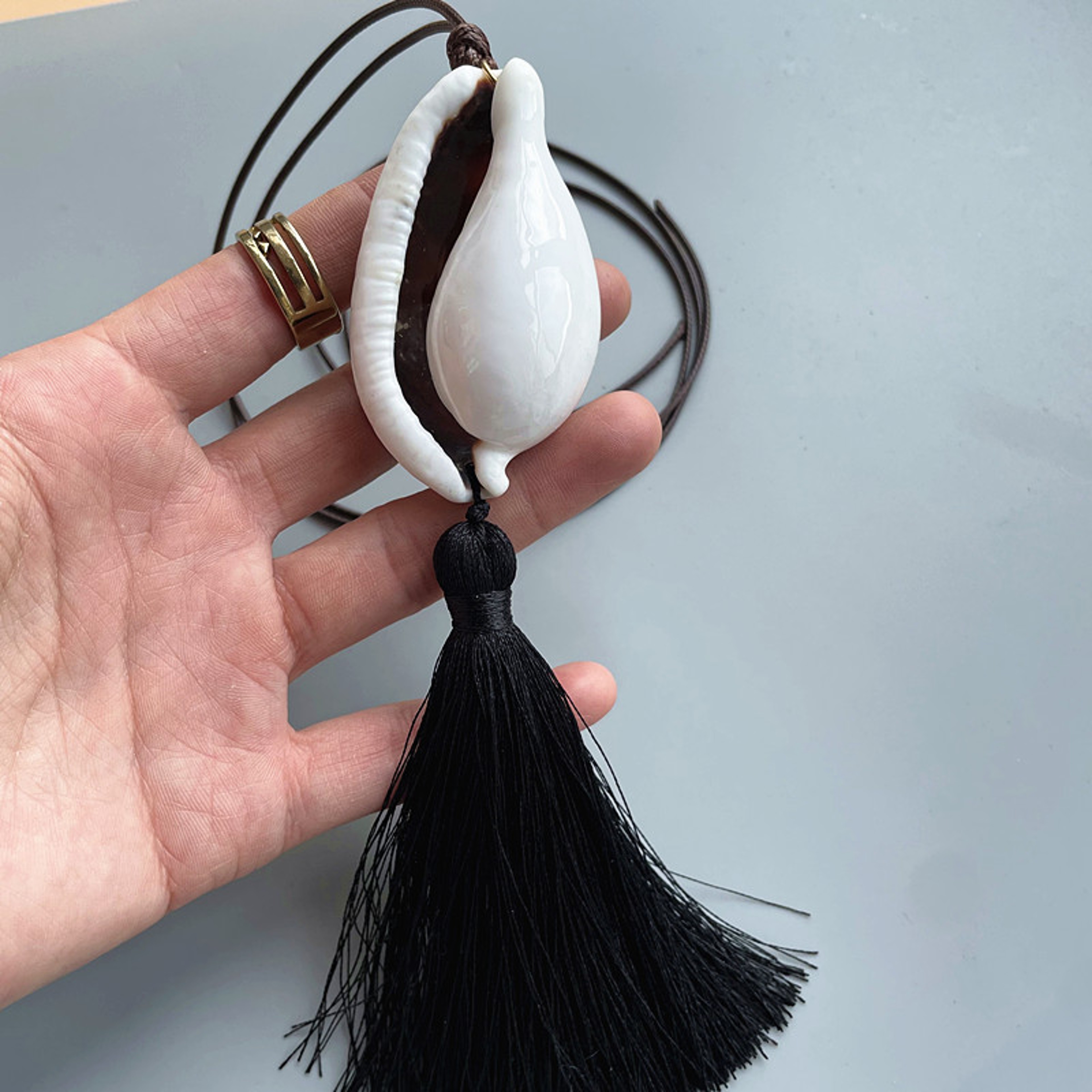 Boho Shell Tassel Lariat Necklace for Women – Beach Layered Vacation Jewelry – view 1