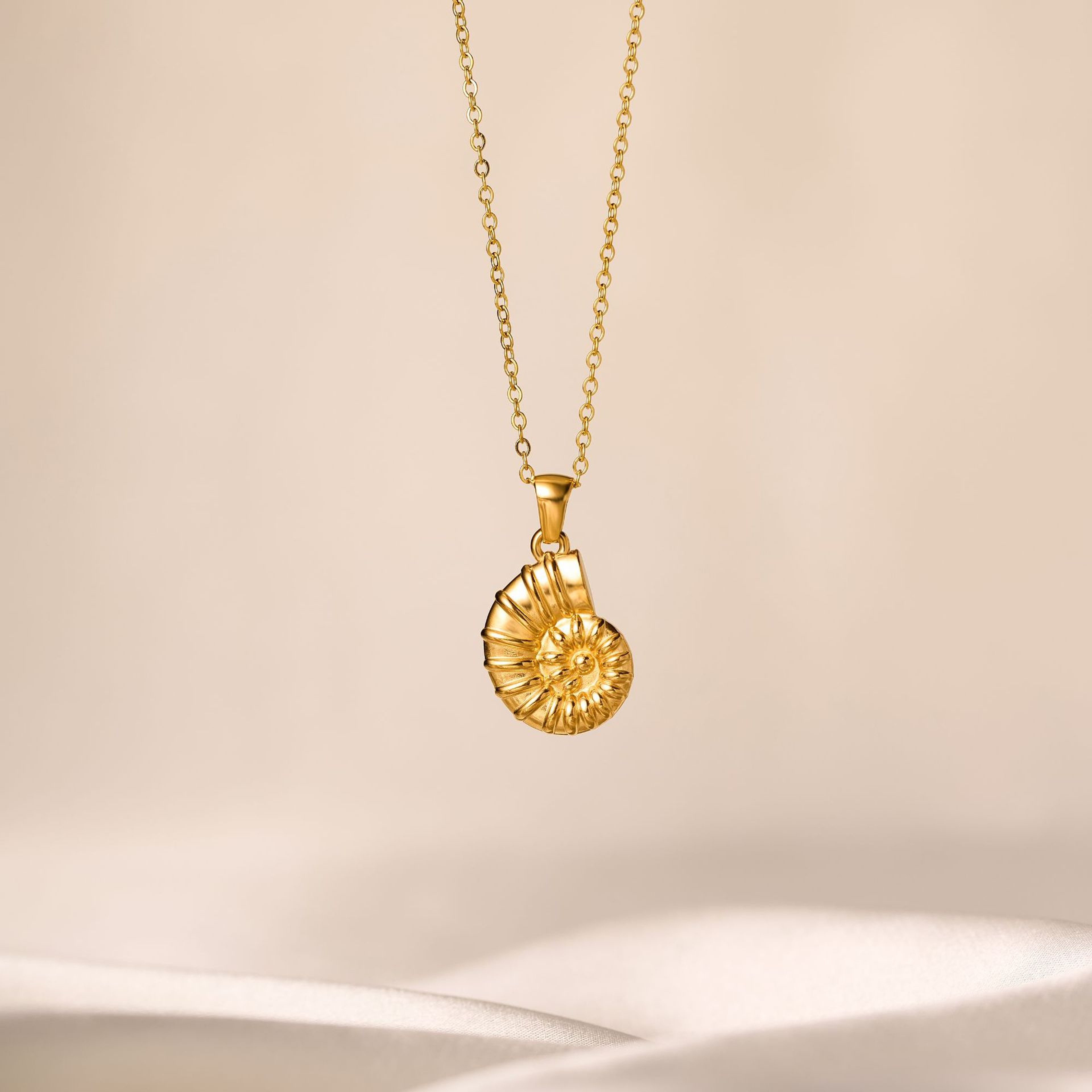 Gold Starfish Necklace & Shell Choker for Women Waterproof Stainless Steel Beach Ocean Jewelry – view 2