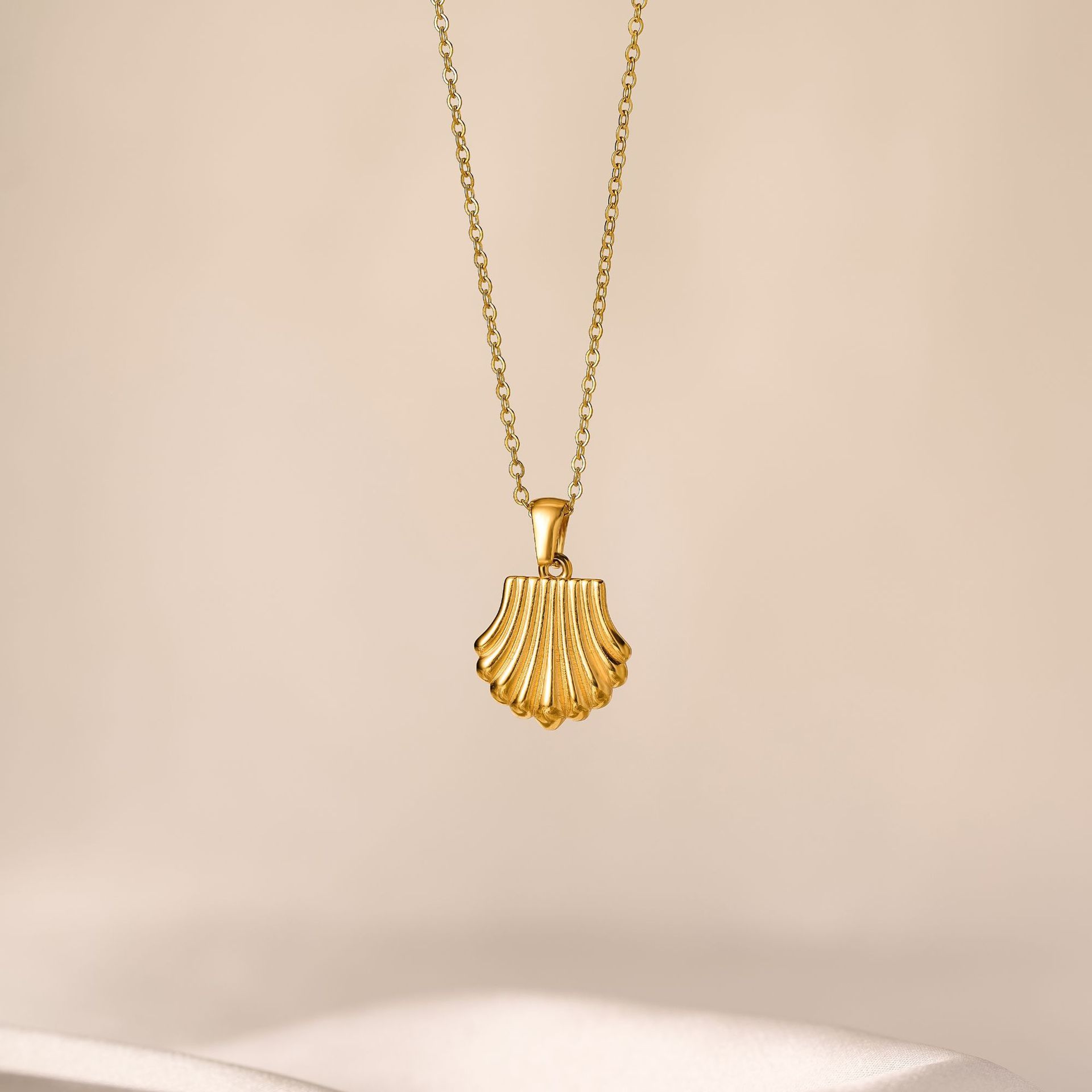 Gold Starfish Necklace & Shell Choker for Women Waterproof Stainless Steel Beach Ocean Jewelry – view 12