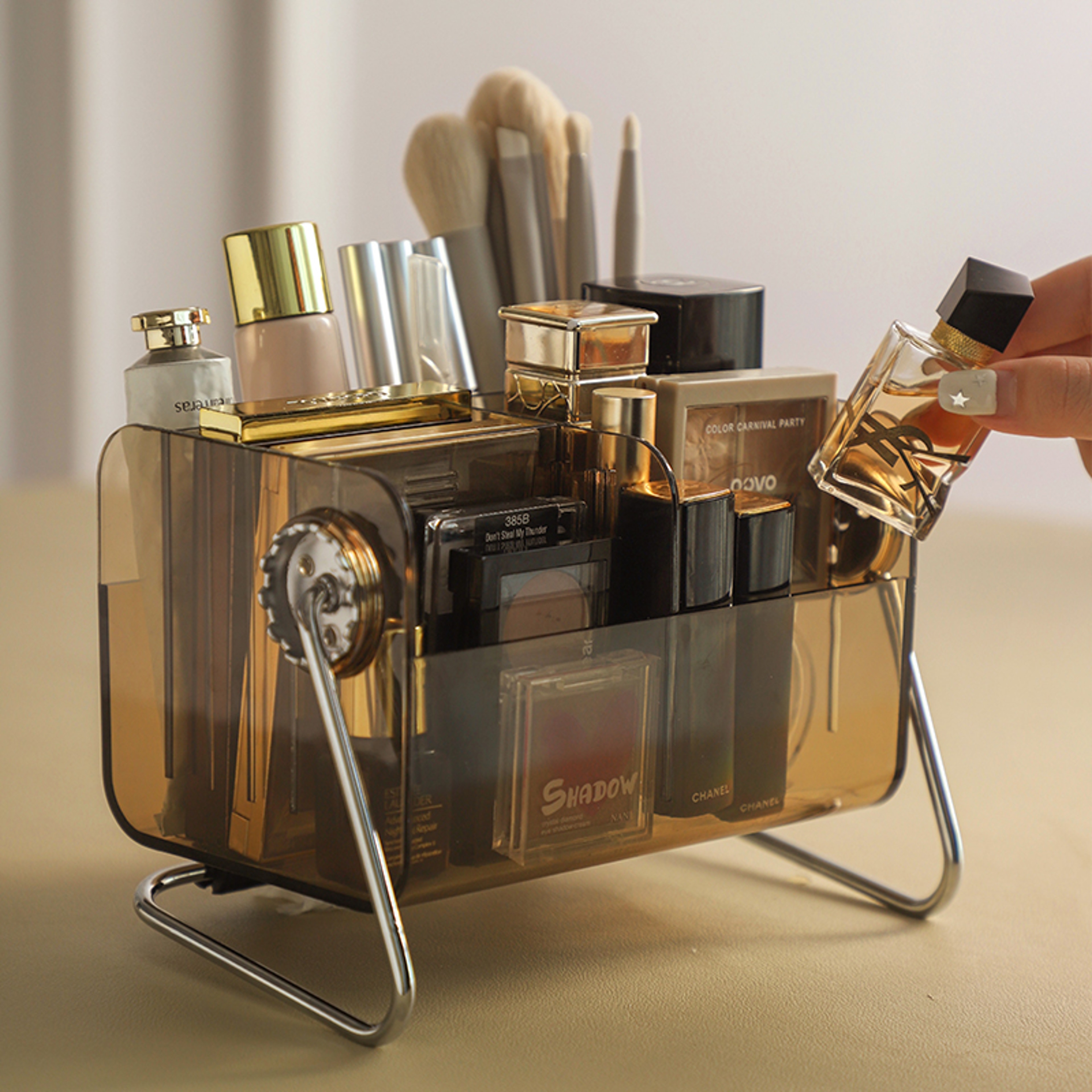 Vintage Makeup Organizer with Removable Makeup Brush Holder and Lipstick Storage – view 4