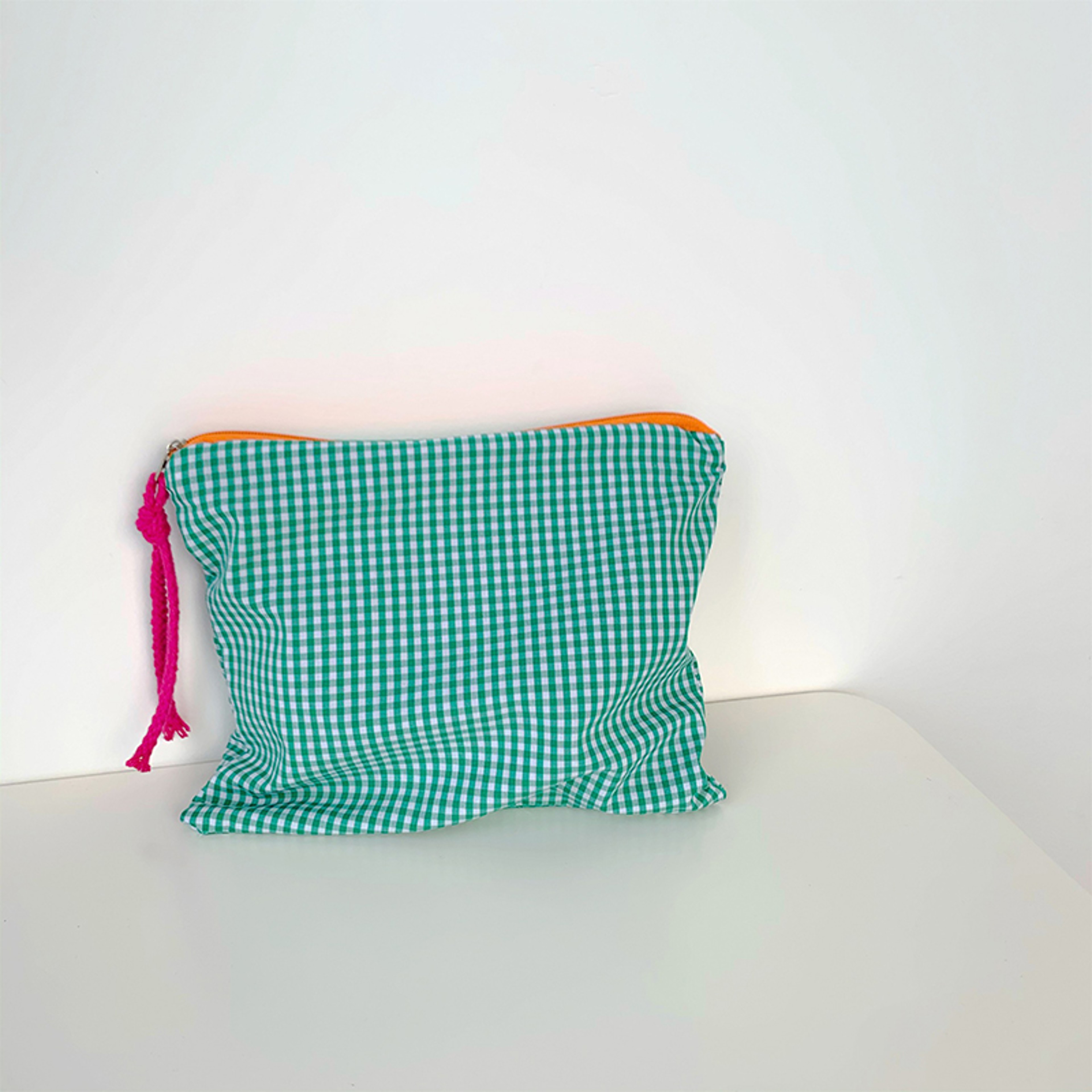 Large Capacity Plaid Makeup Bag Cotton Travel Cosmetic Organizer For Women And Girls 4