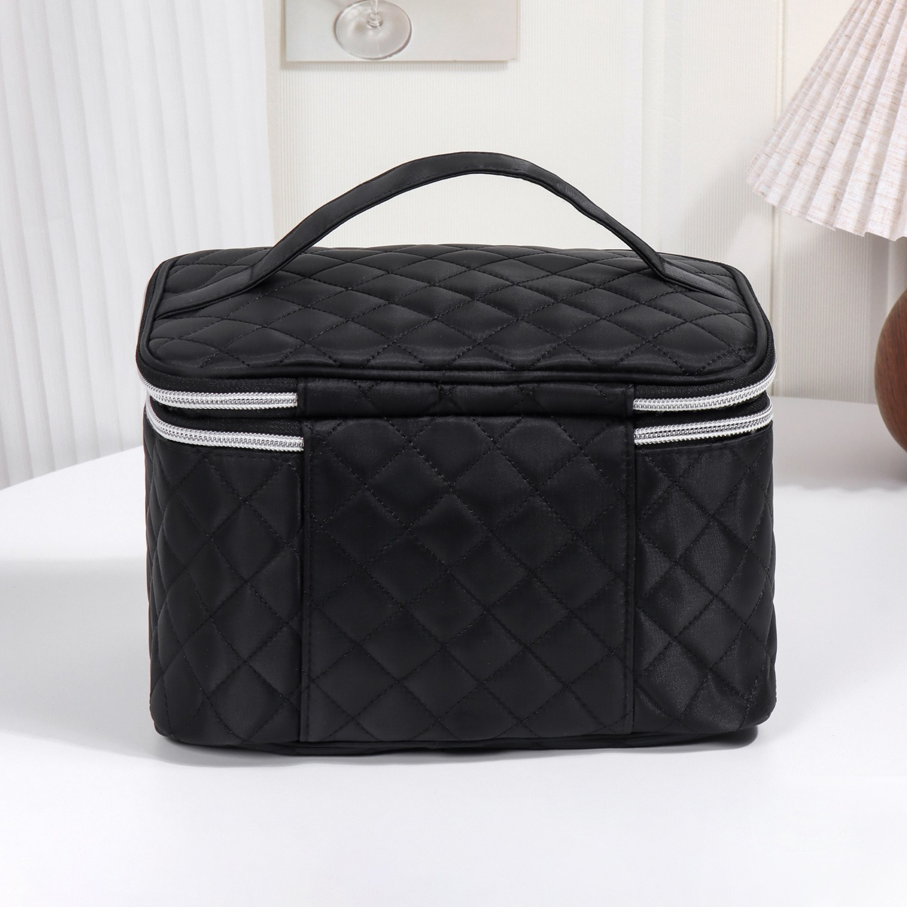 Large Capacity Travel Makeup Bag Waterproof PU Cosmetic Organizer for Makeup and Toiletries – view 4