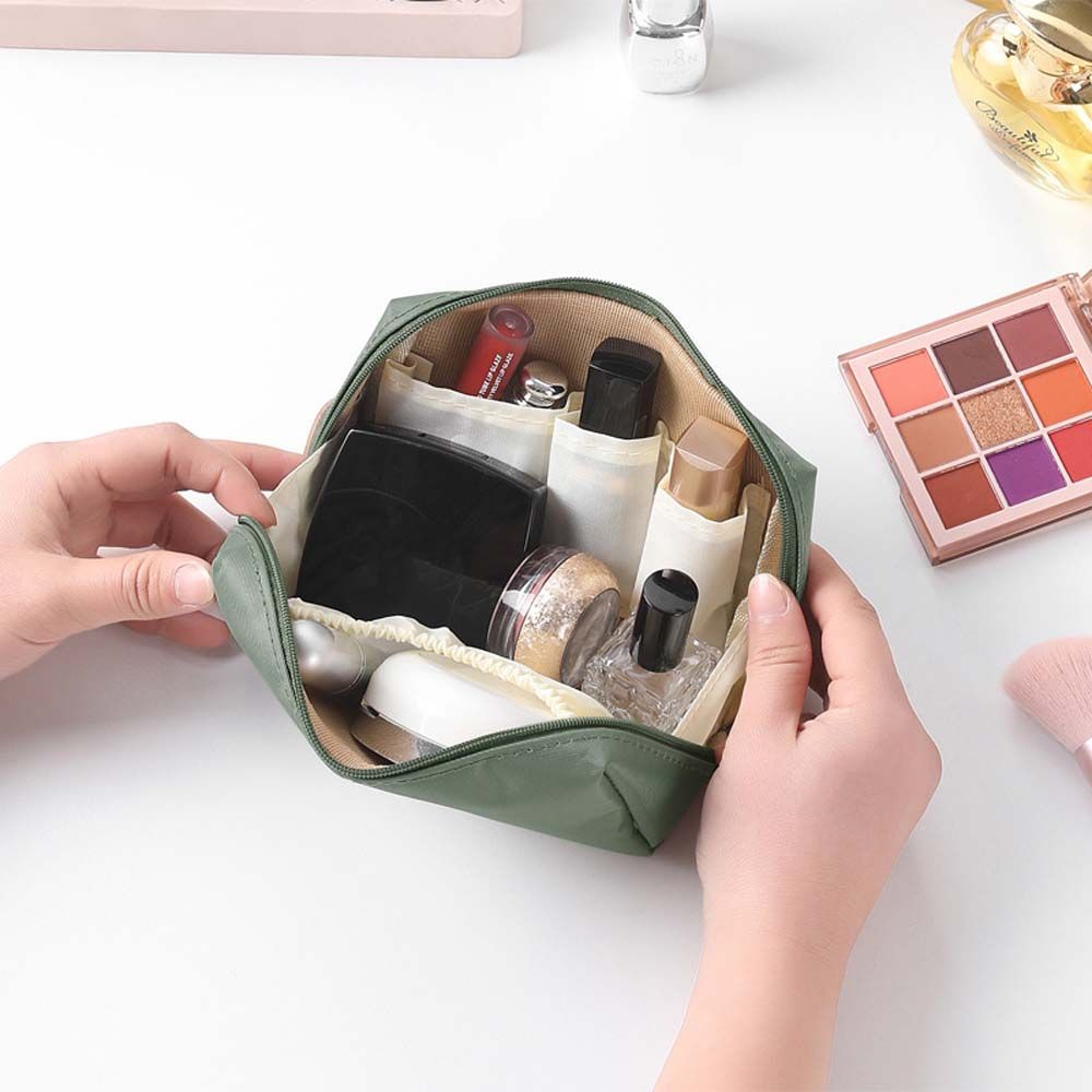 Portable Travel Makeup Bag Nylon Cosmetic Organizer Pouch for Toiletries and Daily Essentials – view 2