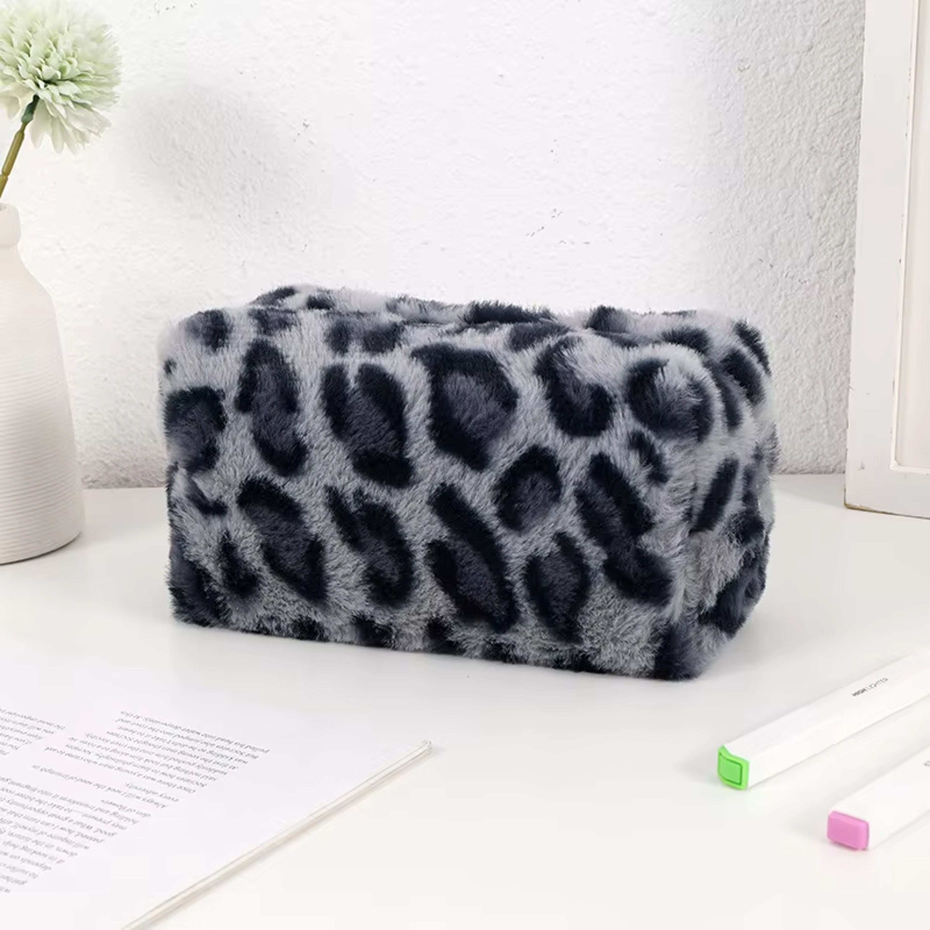Leopard Makeup Bag Soft Faux Fur Travel Cosmetic Bag for Women – view 9