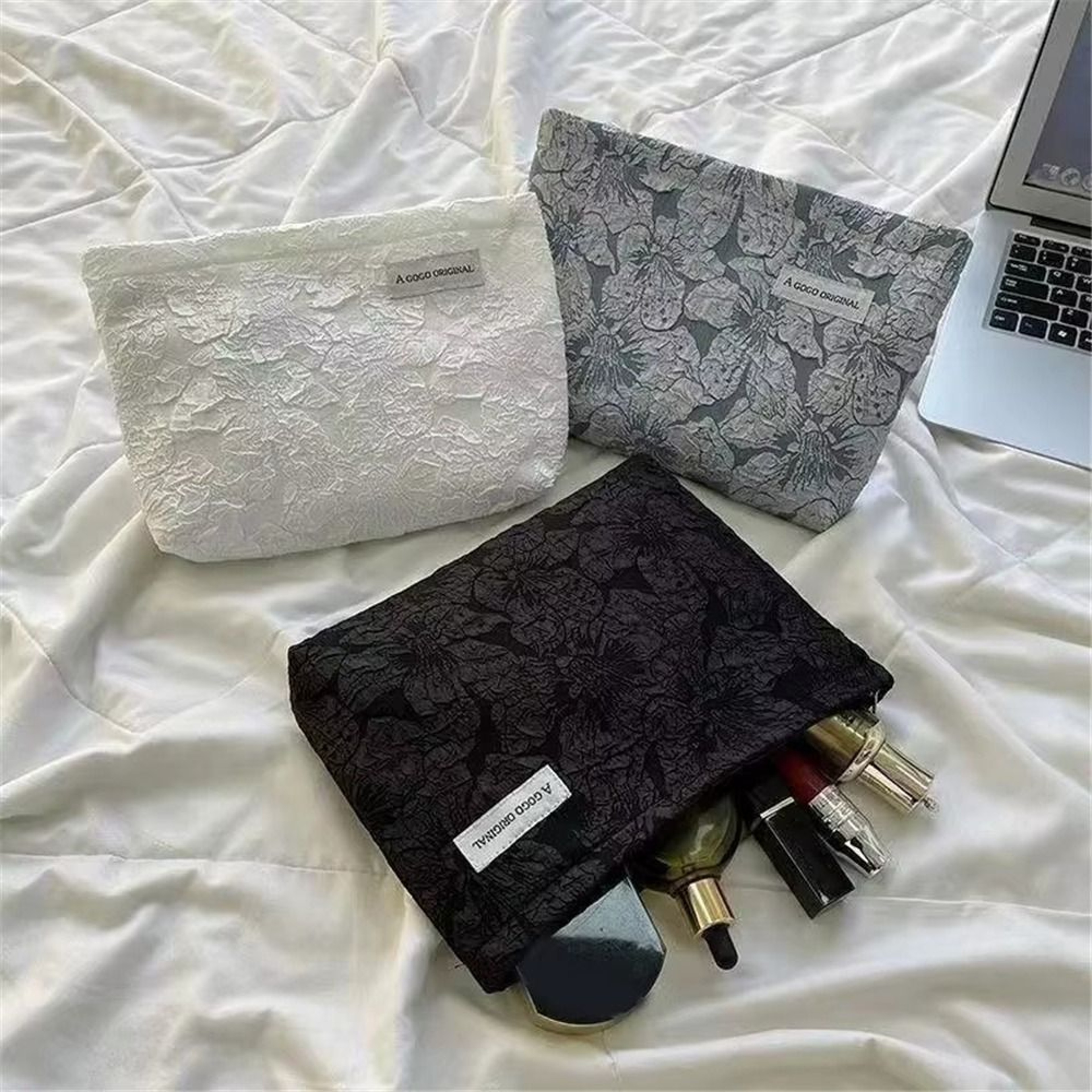 Floral Large Capacity Makeup Bag Corduroy Travel Cosmetic Organizer for Women – view 1
