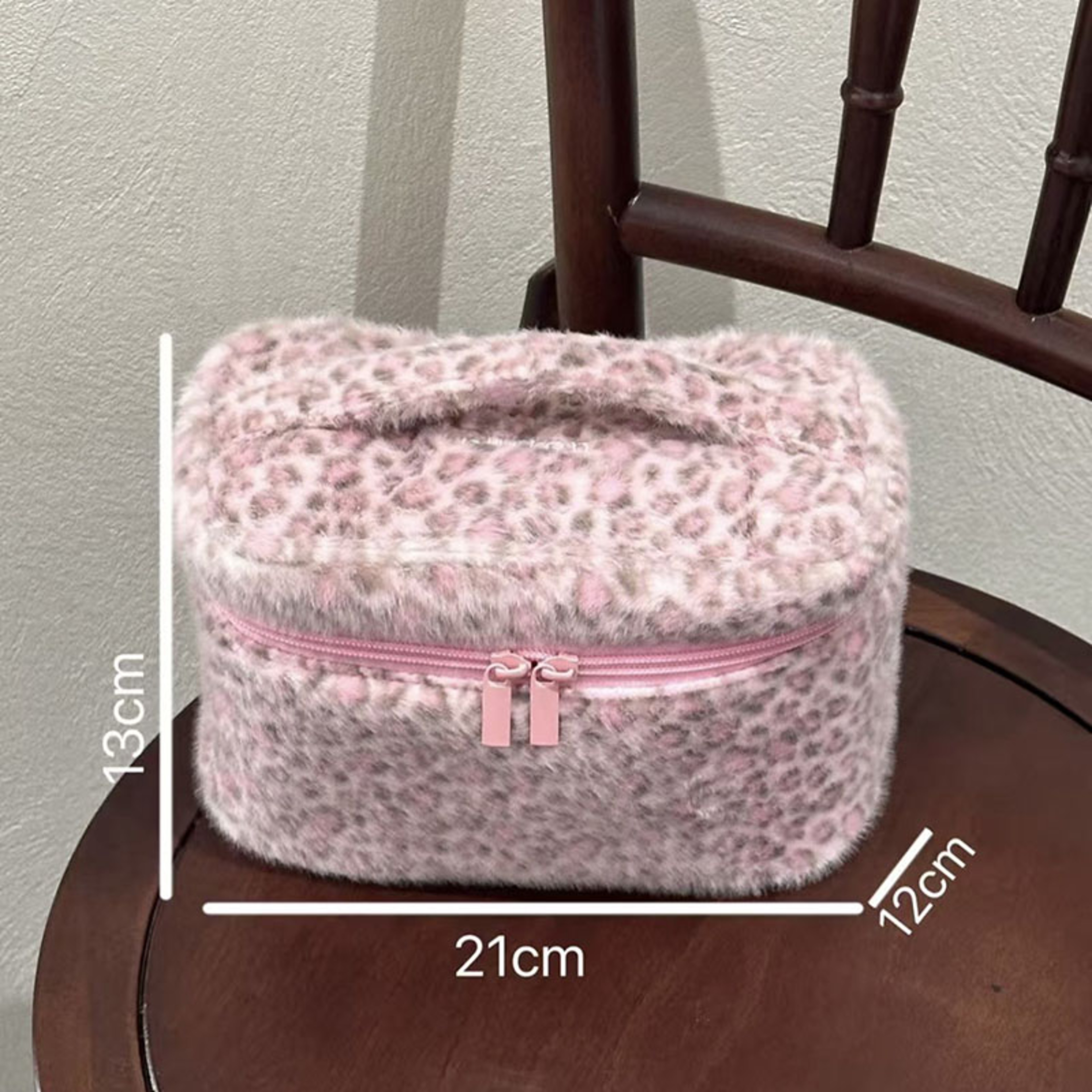 Plush Leopard Makeup Bag Large Capacity Travel Cosmetic Organizer for Women – view 7
