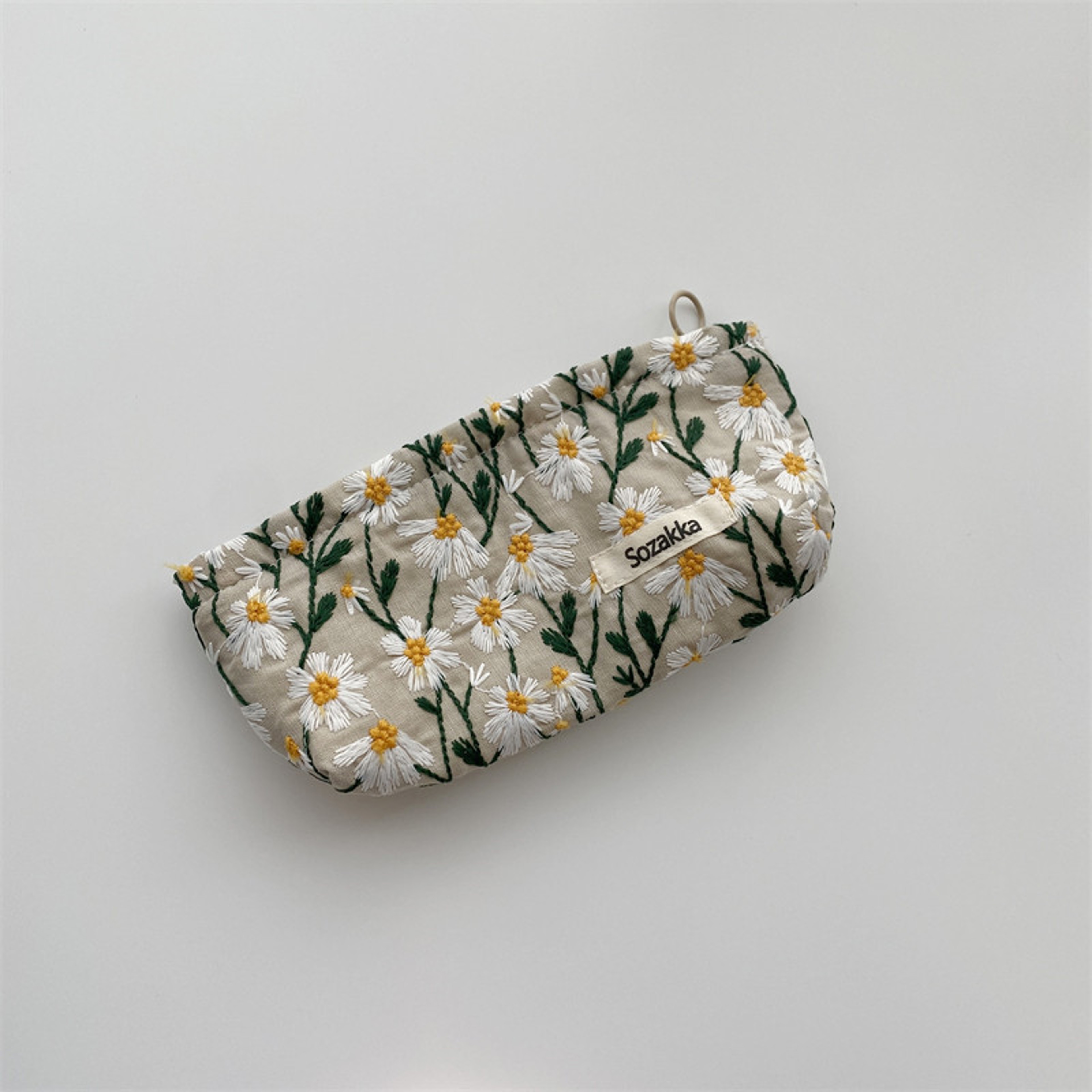 Embroidered Daisy Makeup Bag Large Capacity Cosmetic Pouch and Pencil Case – view 10