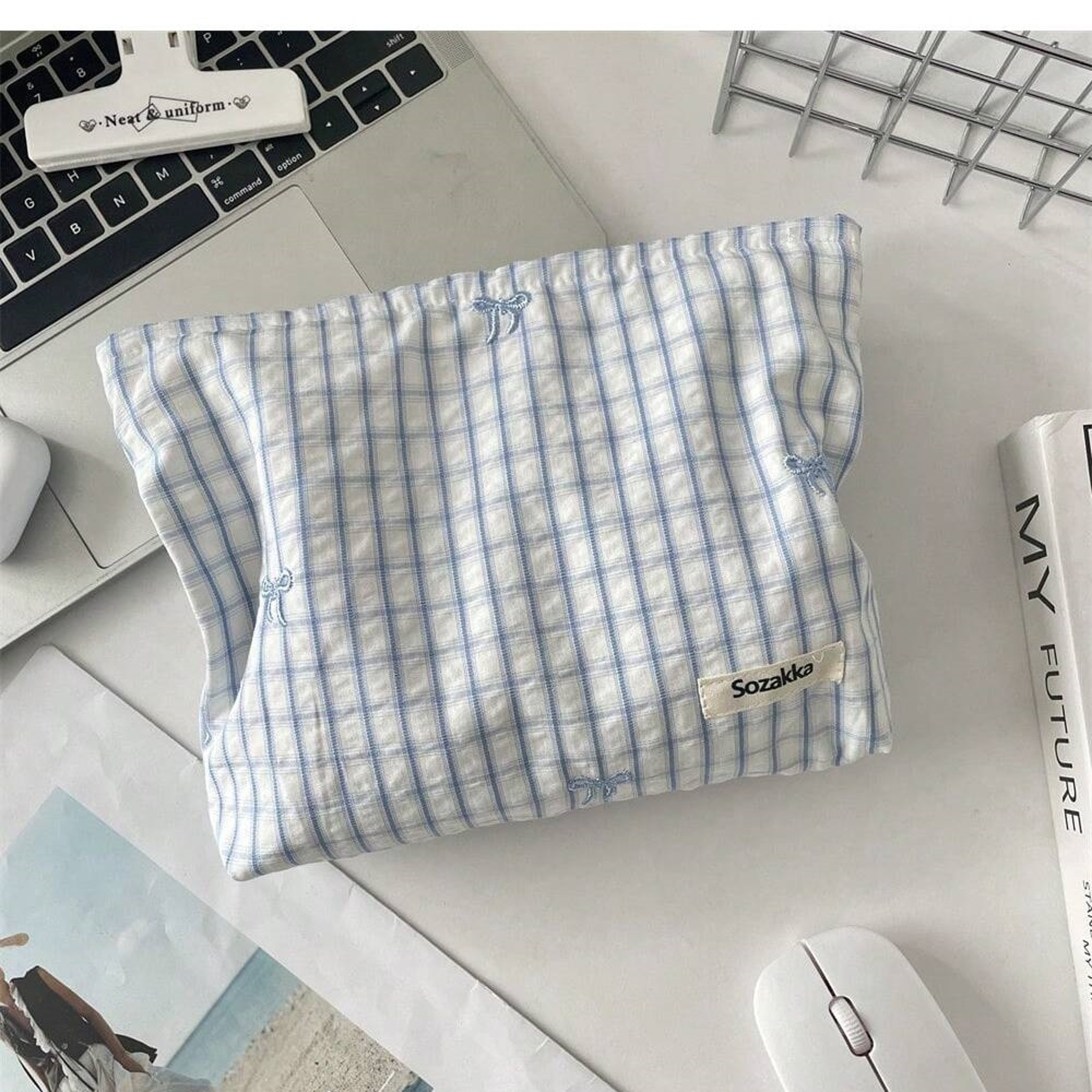 Checkered Bow Makeup Bag Large Capacity Travel Cosmetic Organizer – view 11