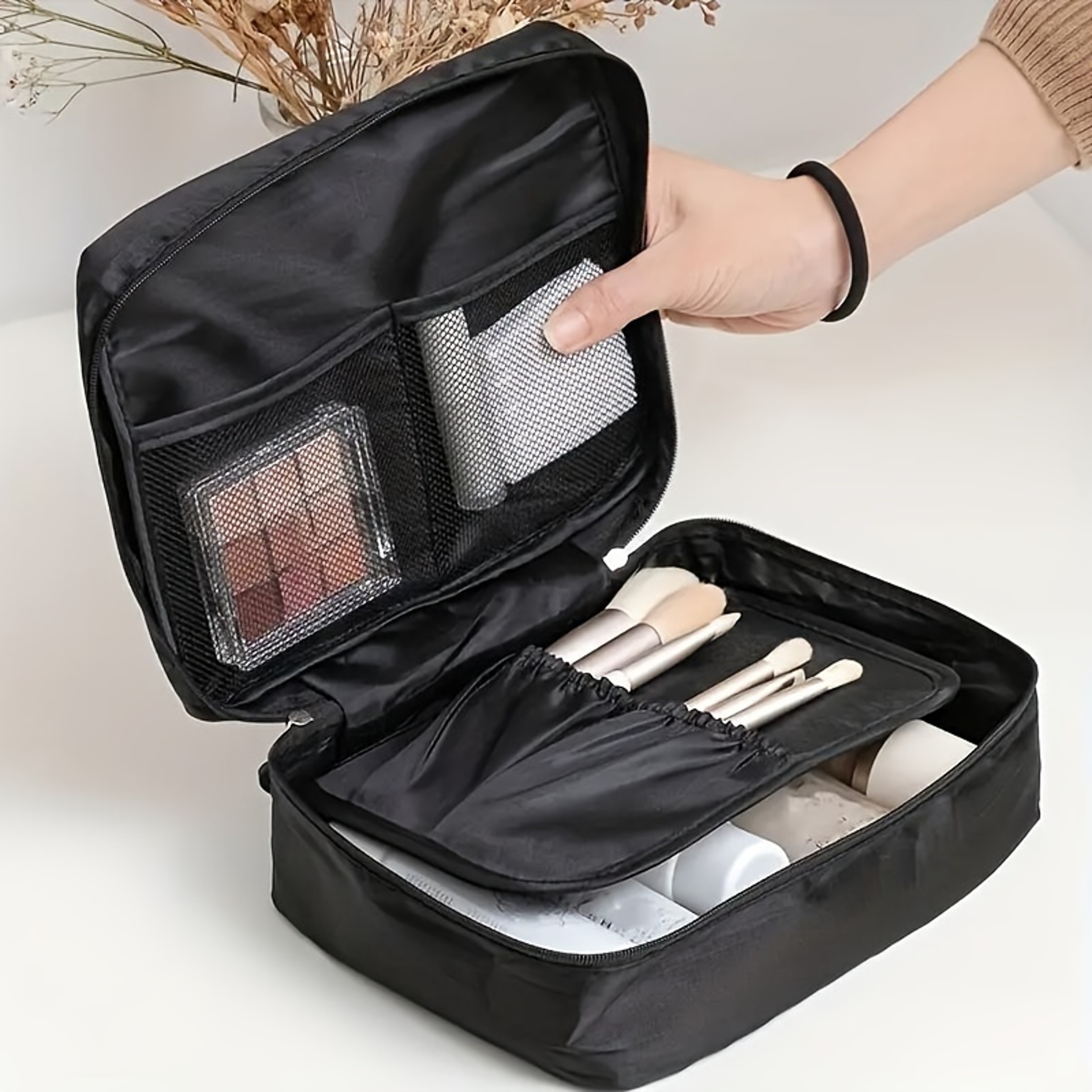 Large Capacity Travel Toiletry Bag Portable Makeup Organizer Bag For Luggage And Daily Essentials 1