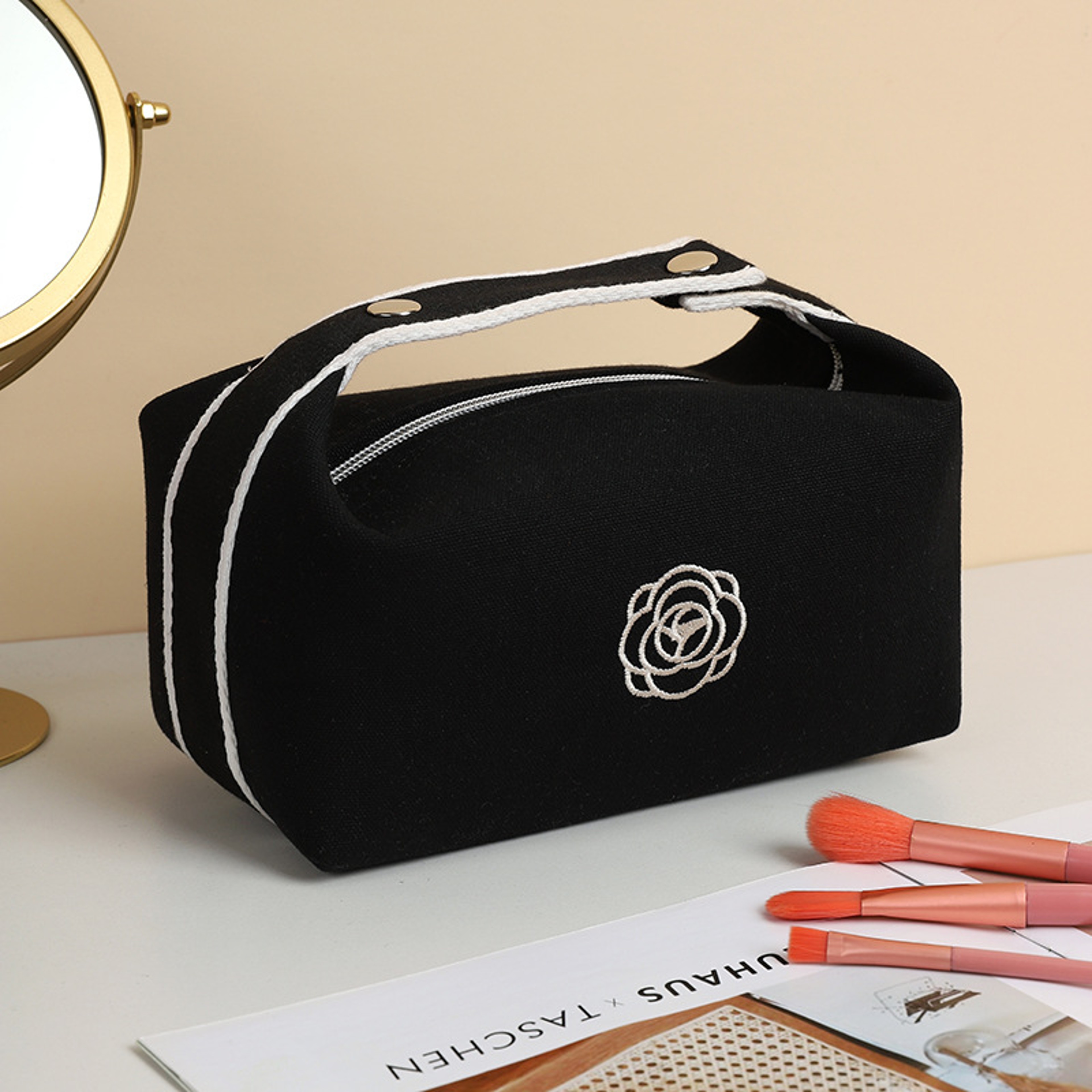 Floral Canvas Makeup Bag Travel Cosmetic Organizer For Women 2