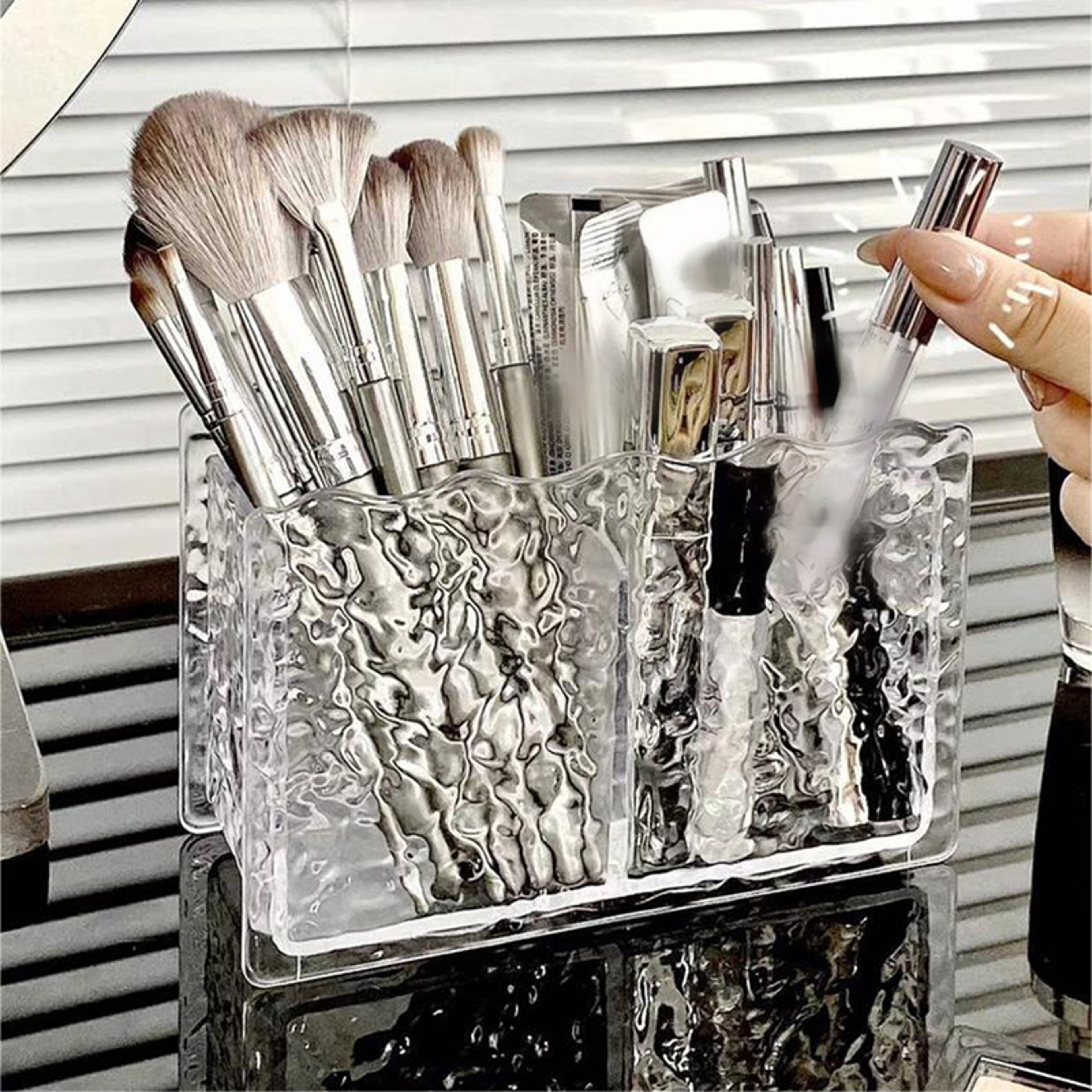Water Ripple Makeup Brush Holder Double Compartment Cosmetic Organizer 1