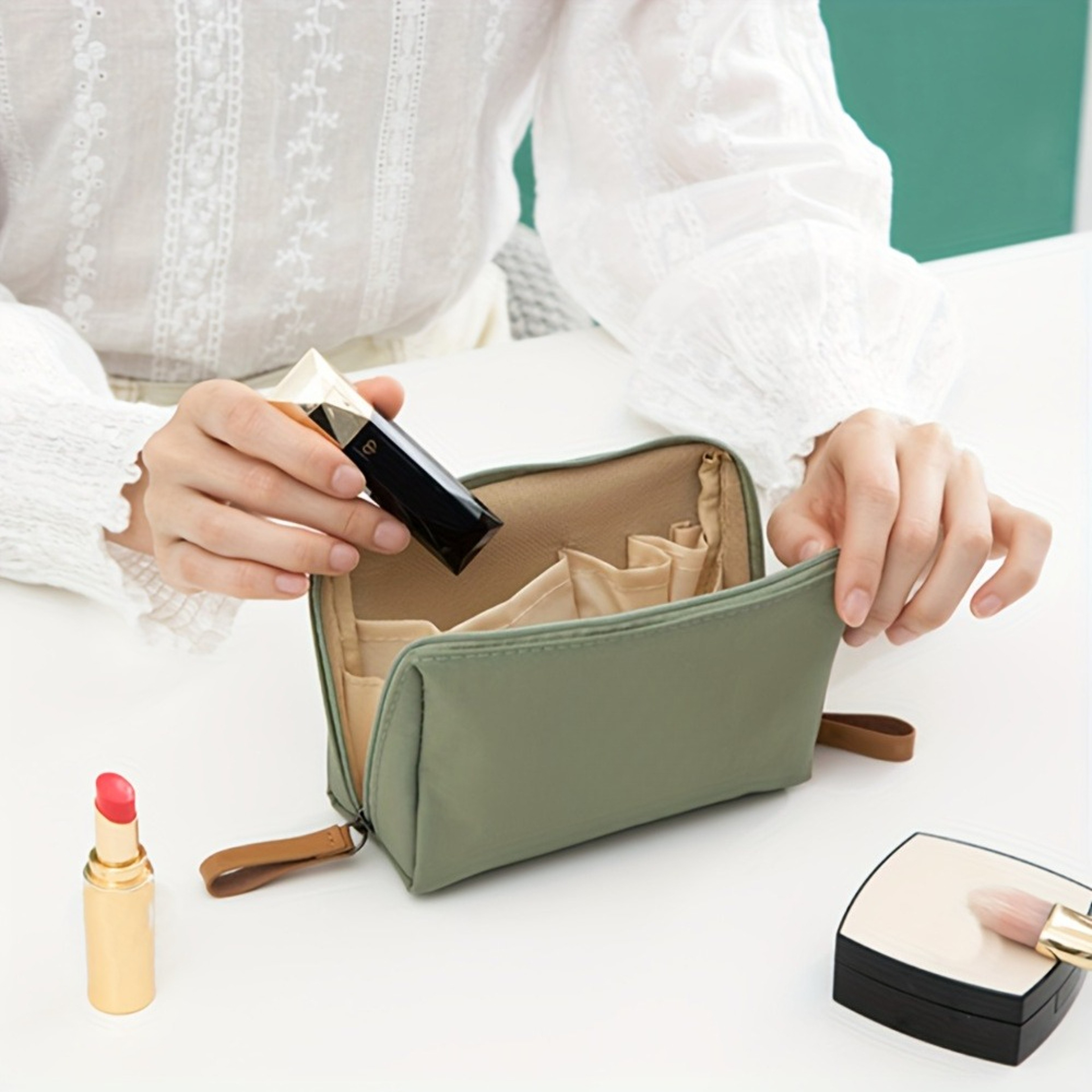 Double Zipper Travel Makeup Bag Large Capacity Cosmetic Organizer With Gold Tone Hardware 5