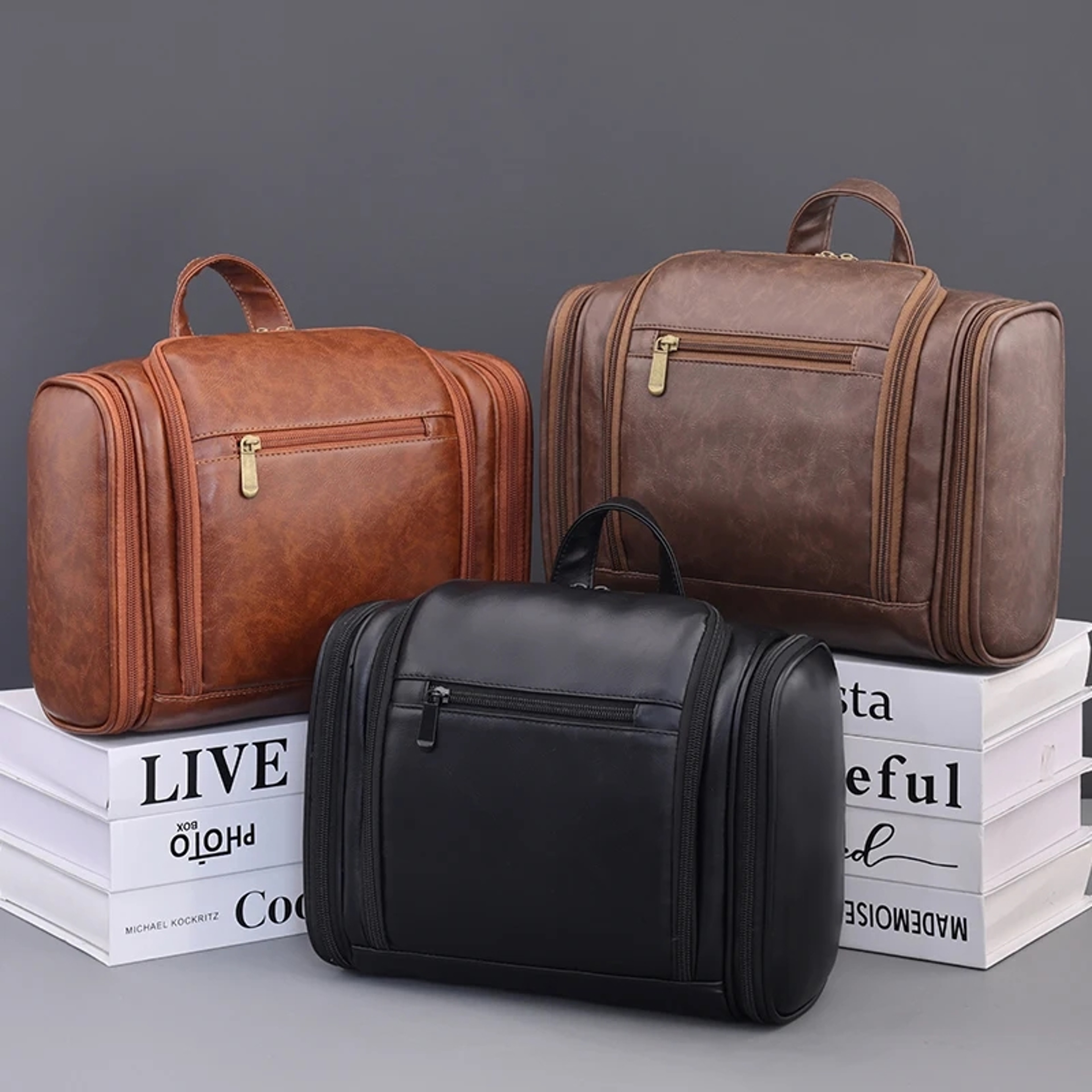 Large Capacity PU Leather Makeup Bag Waterproof Travel Cosmetic Organizer And Toiletry Pouch 3