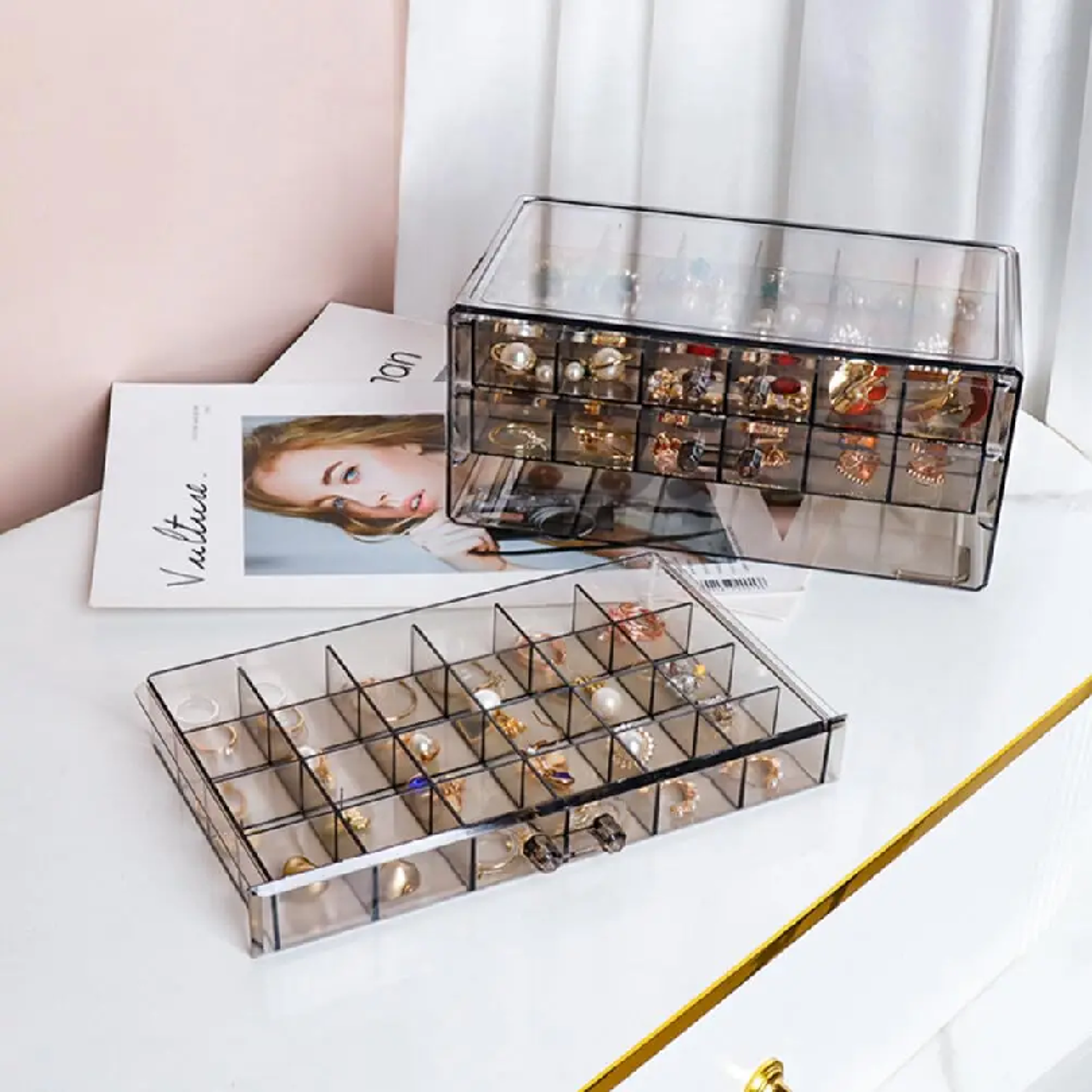 72 Grid Acrylic Jewelry Organizer With 3 Layer Earring Storage Drawers 4