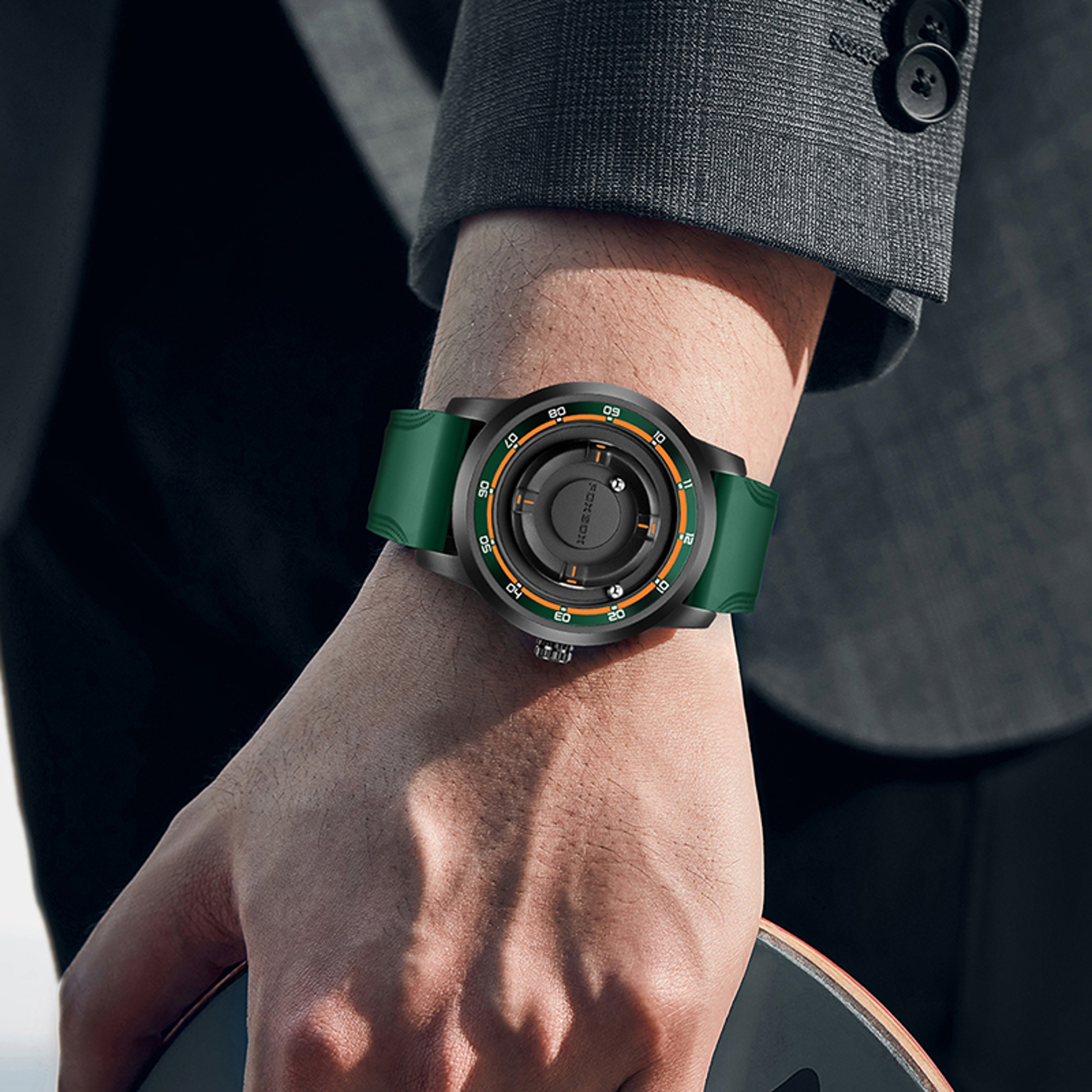 Magnetic Scrolling Pointer Mens Quartz Watch With Green Silicone Strap 5