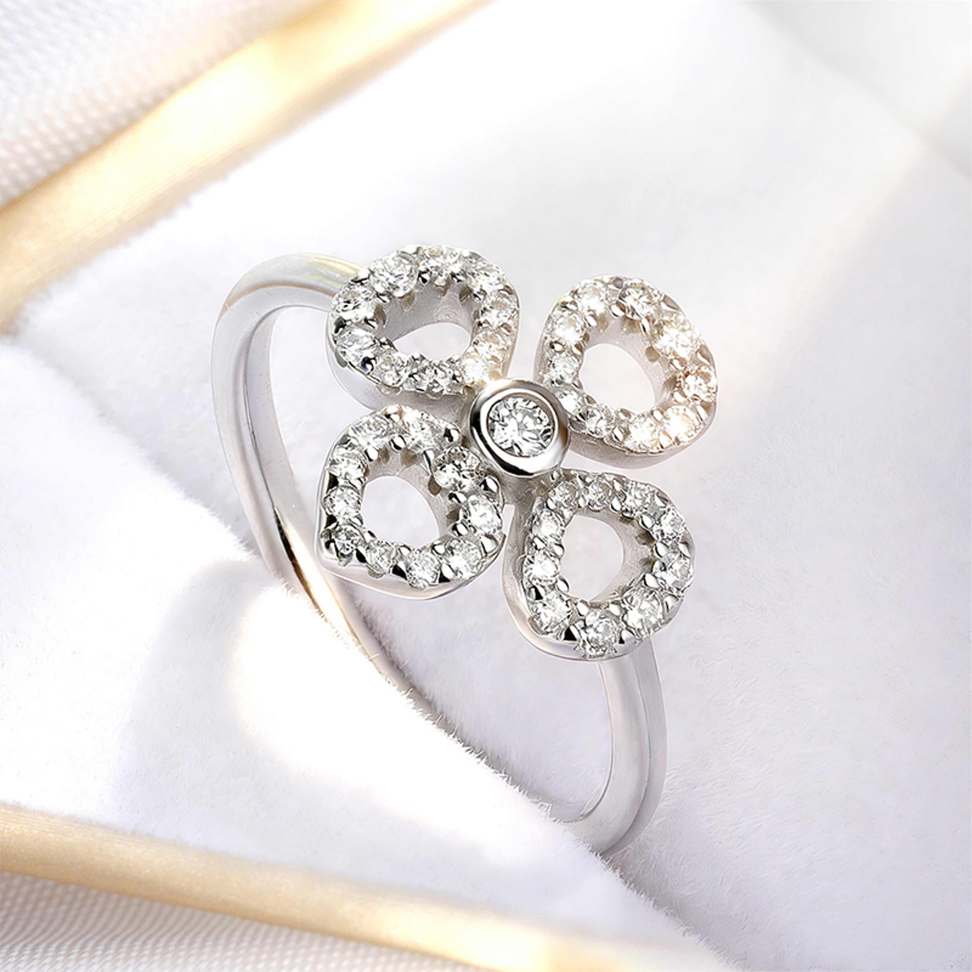 18K Gold Plated Moissanite Flower Ring in 925 Sterling Silver – view 2