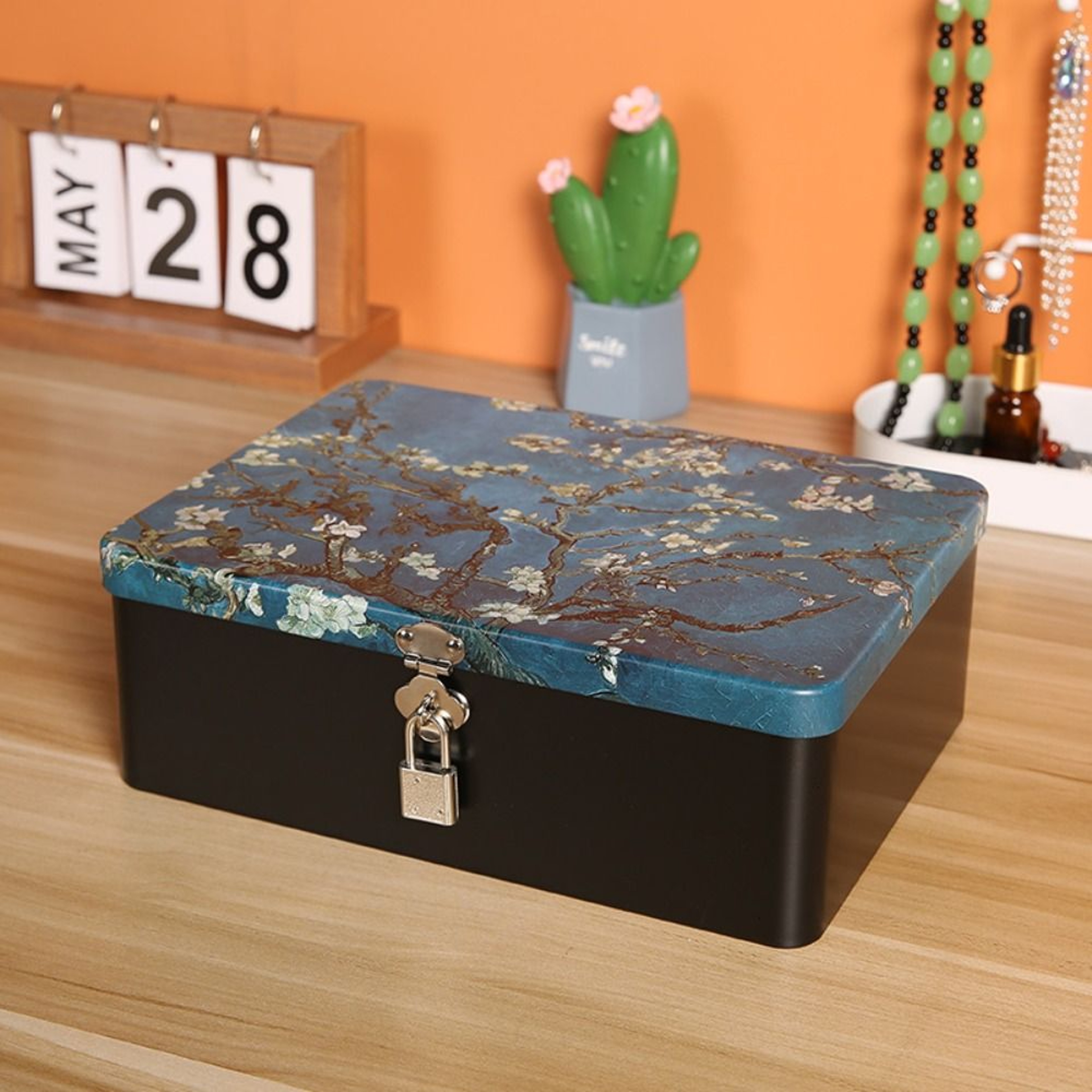 Vintage Tinplate Storage Box With Lock Key Metal Jewelry Keepsake Organizer 5