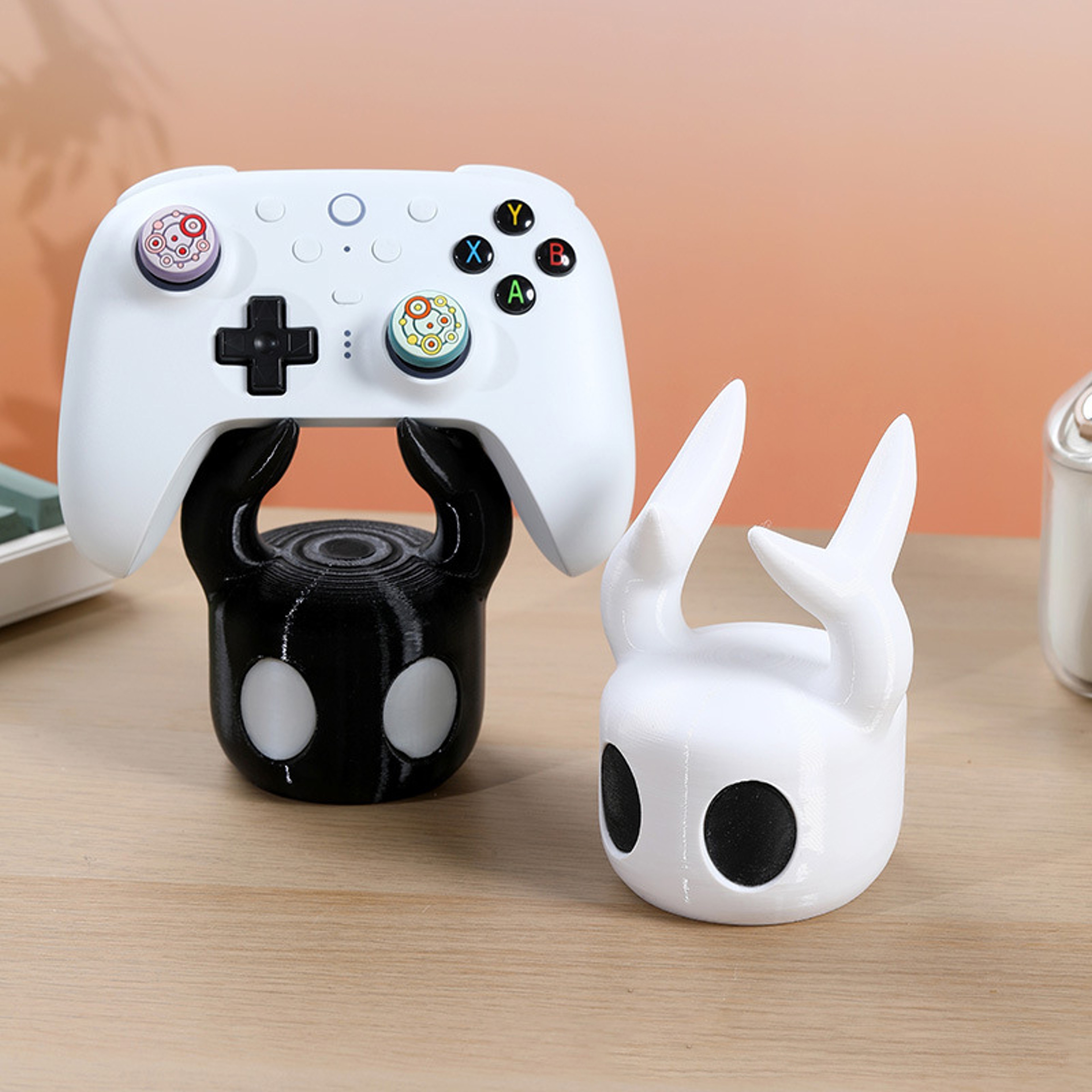 Universal Game Controller Stand Hollow Knight Themed Holder For PS4 PS5 And Switch 4