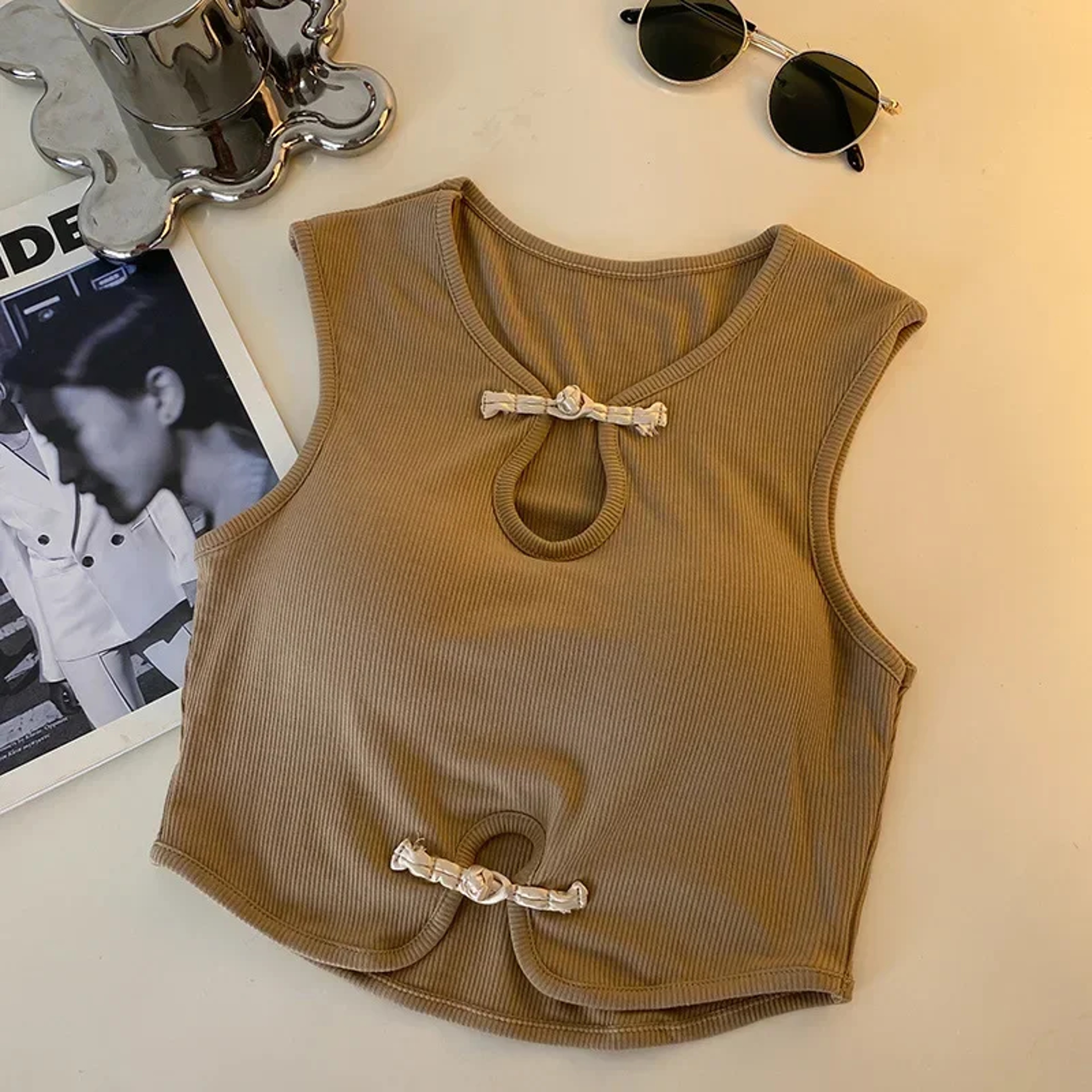 Womens Vintage Cropped Camisole Tank Top With BuiltIn Bra And Button Detail 6