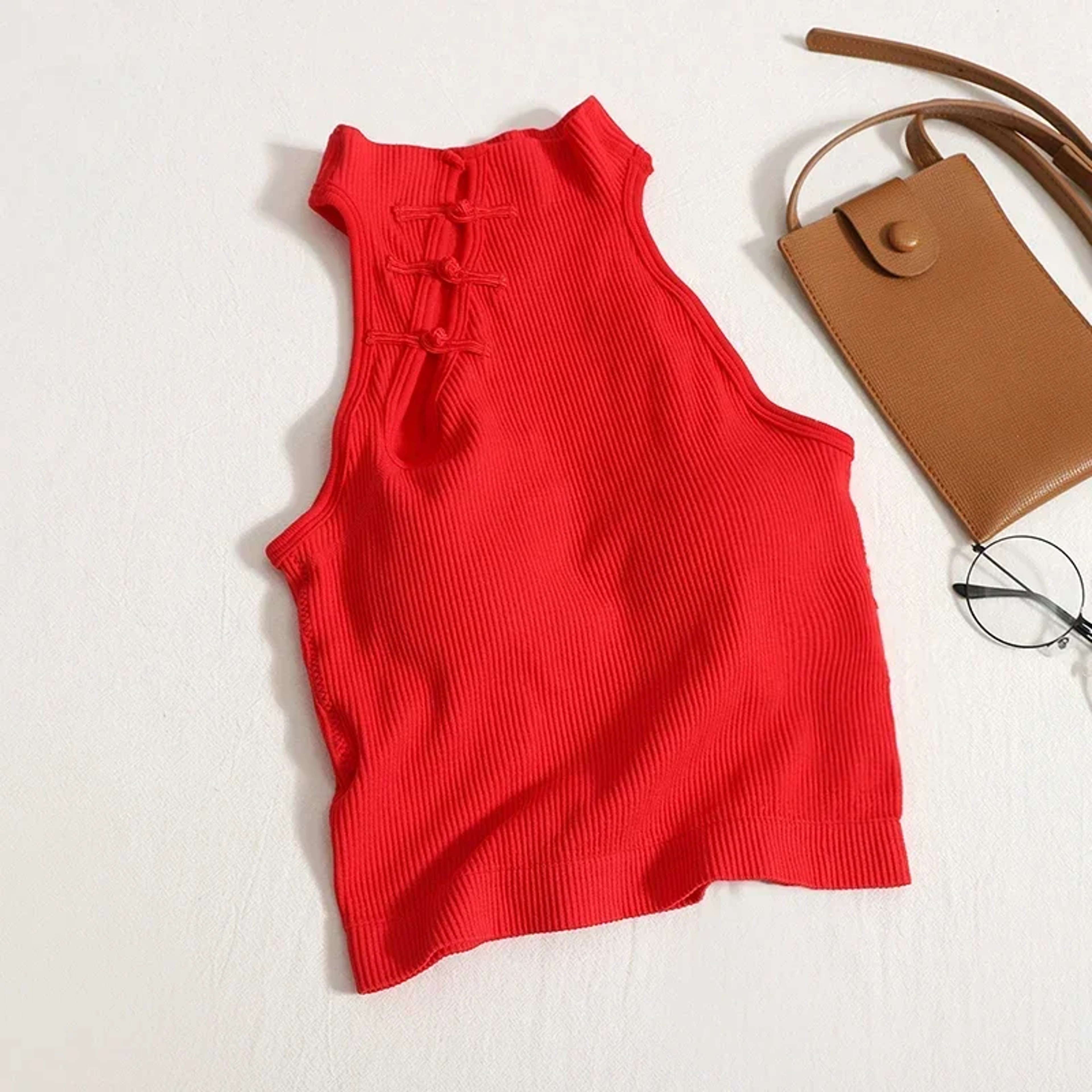 Womens Vintage Cropped Camisole Tank Top With BuiltIn Bra And Button Detail 14