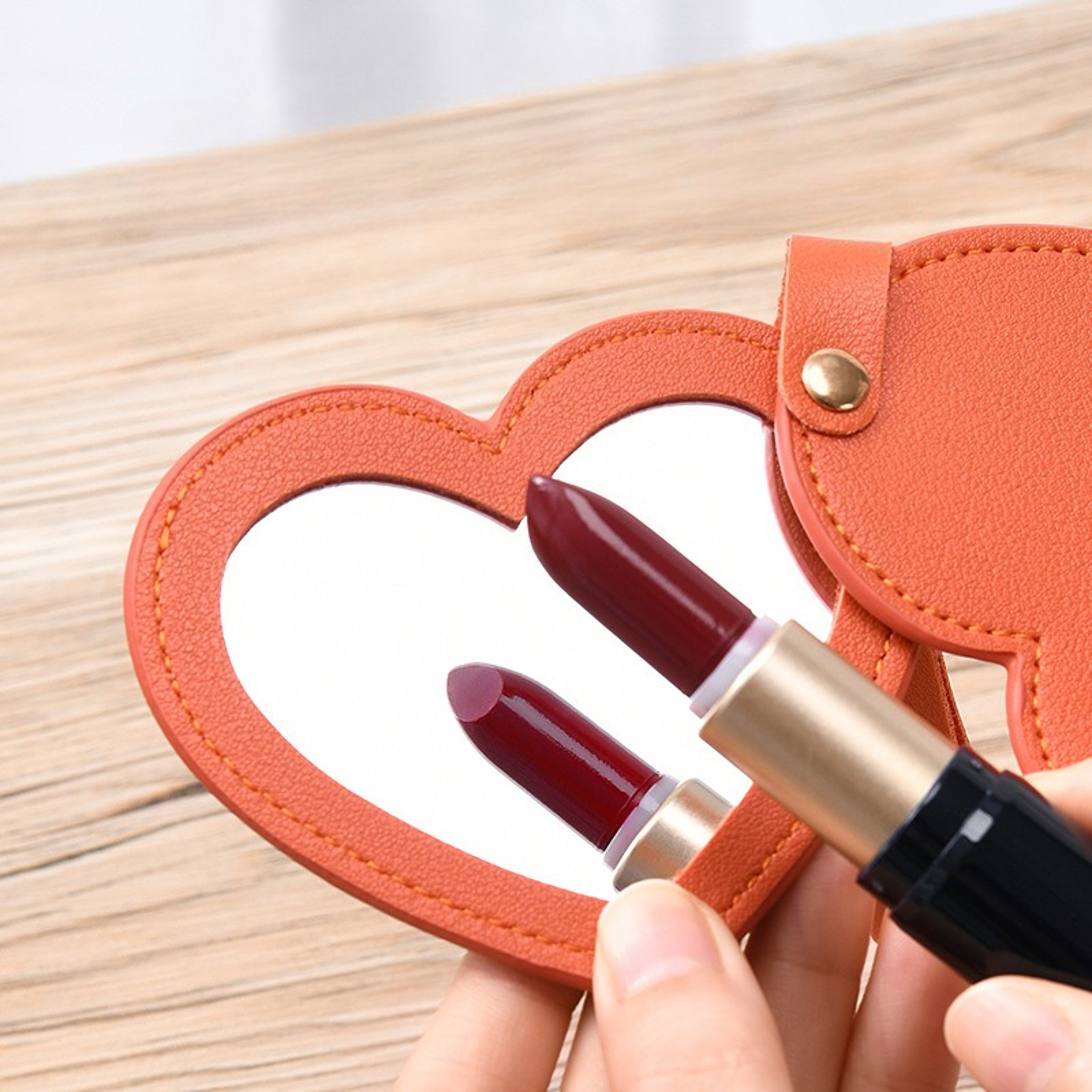 Heart Shaped Compact Makeup Mirror With PU Leather Cover And Keychain 5