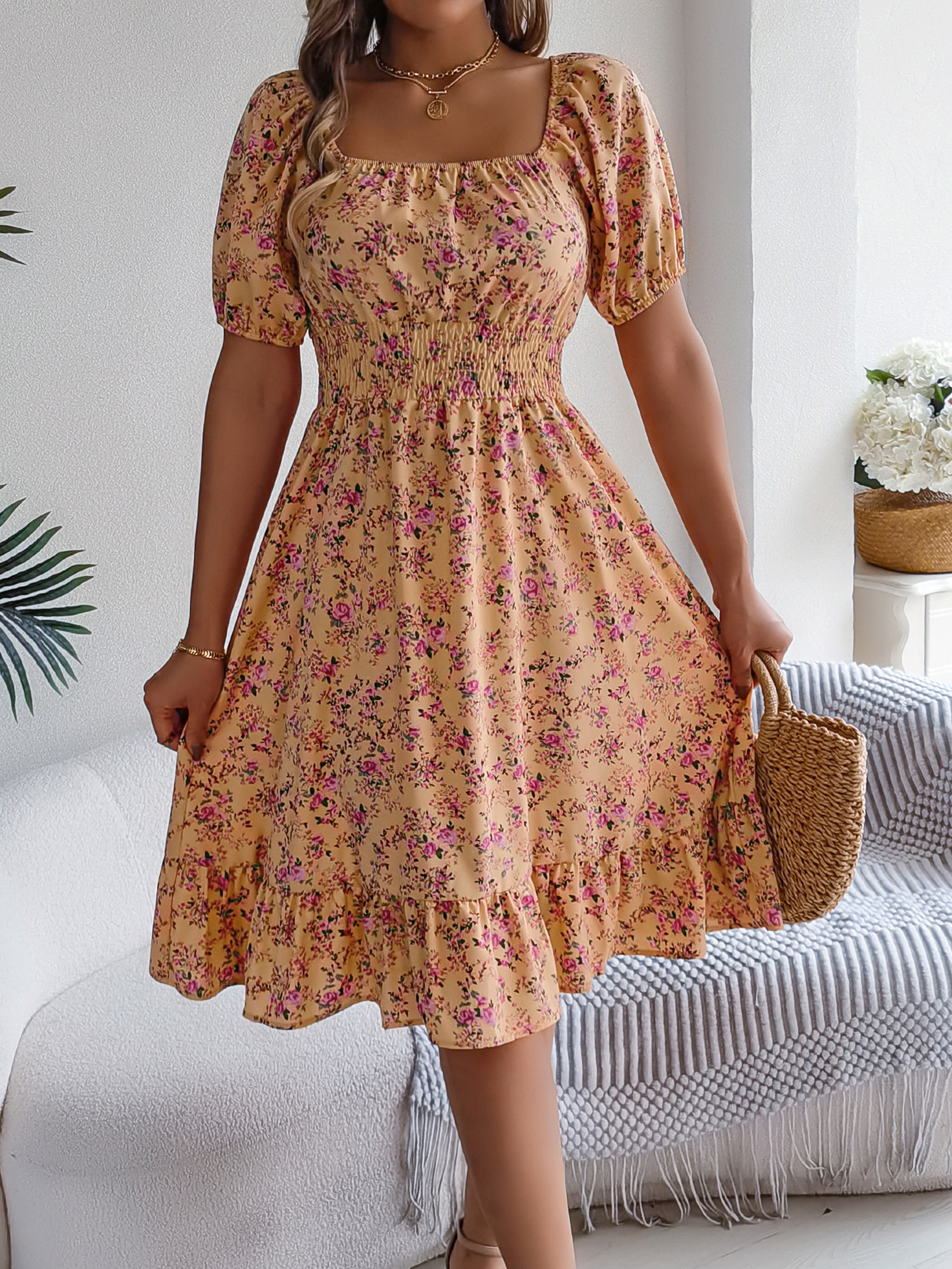 Womens Floral Print ALine Dress With Square Neck And Short Sleeves 1