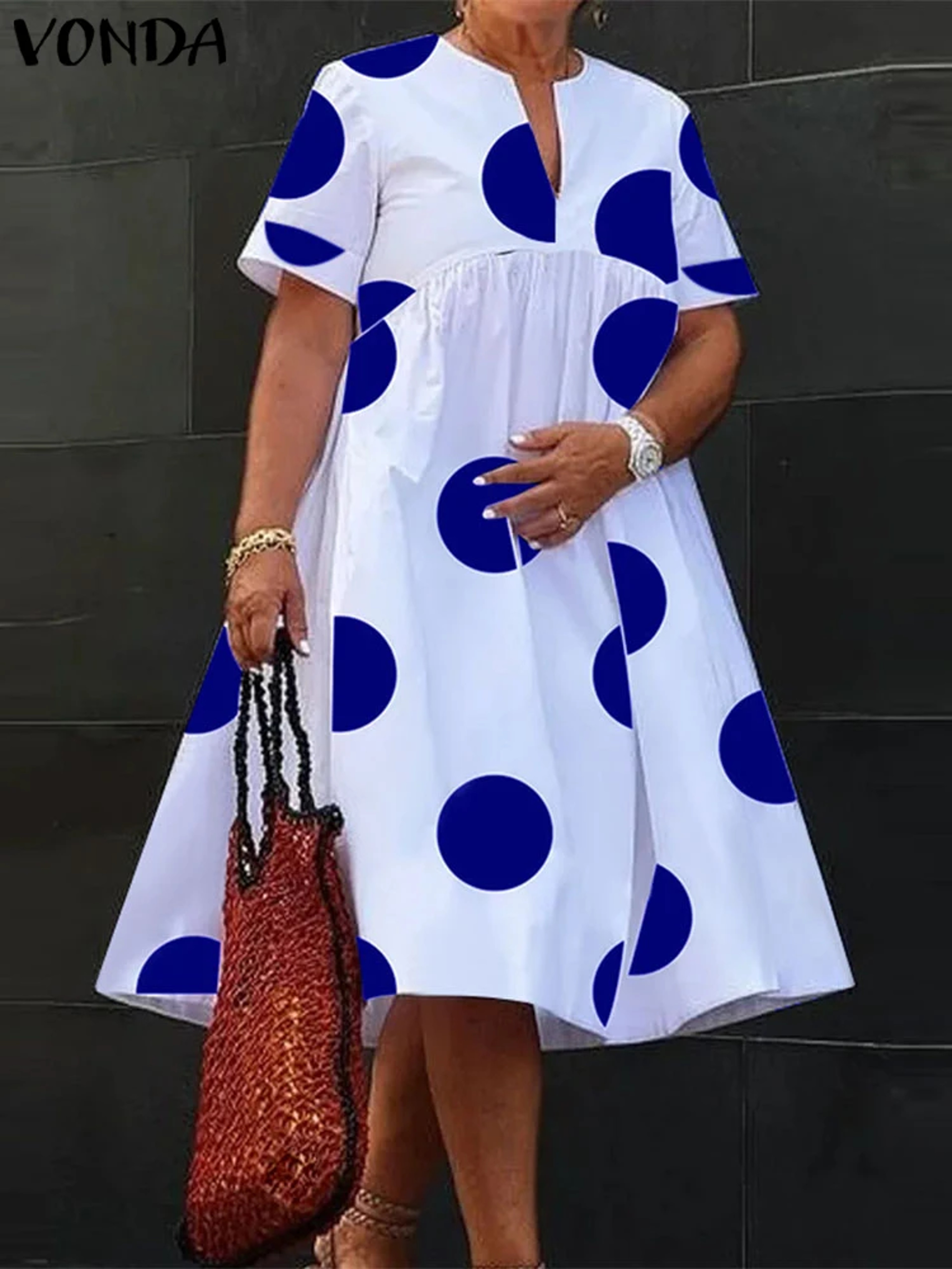 Womens Plus Size Polka Dot Midi Dress With VNeck And Short Sleeves 1