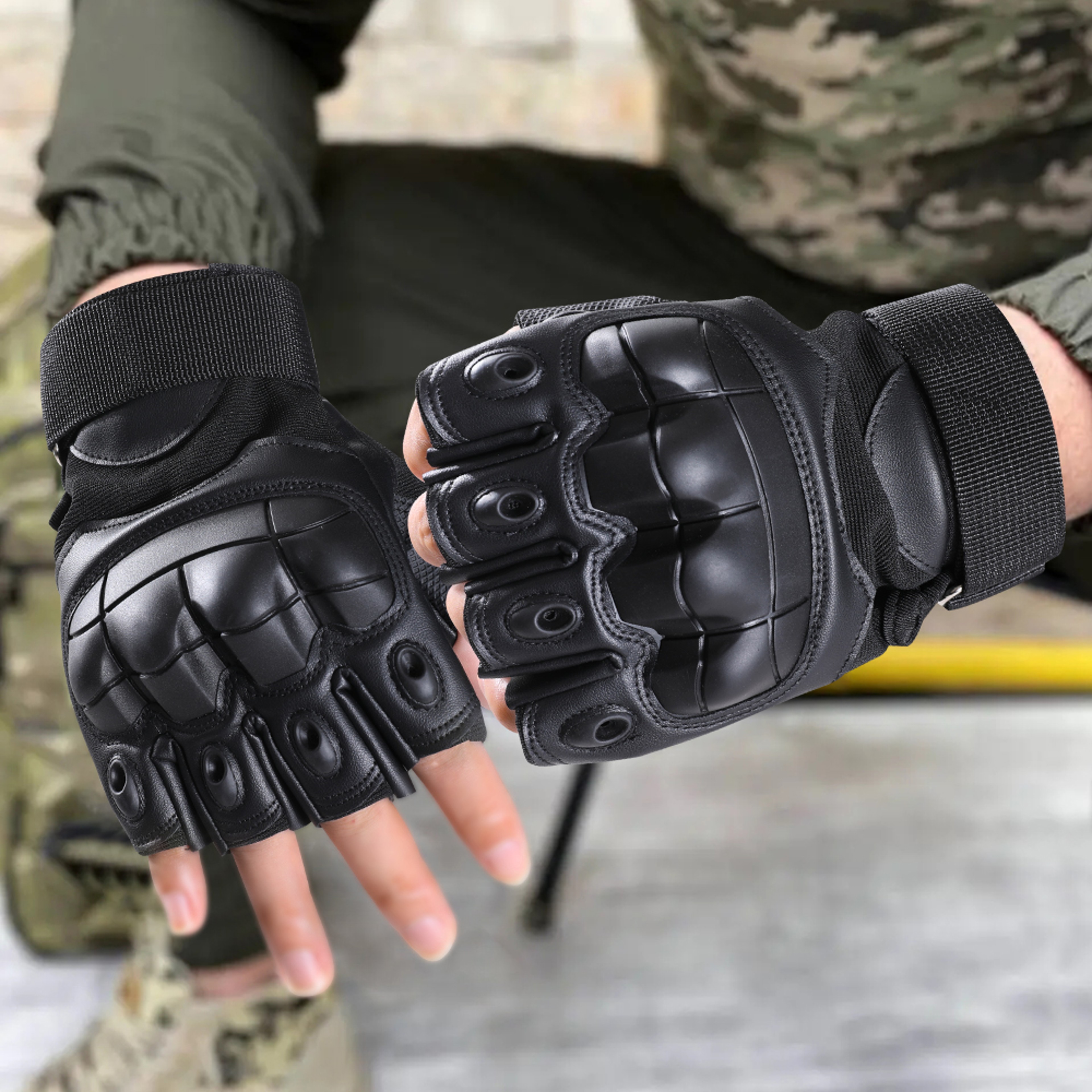Tactical Fingerless Gloves With AntiSlip Grip And Hard Shell Protection 1
