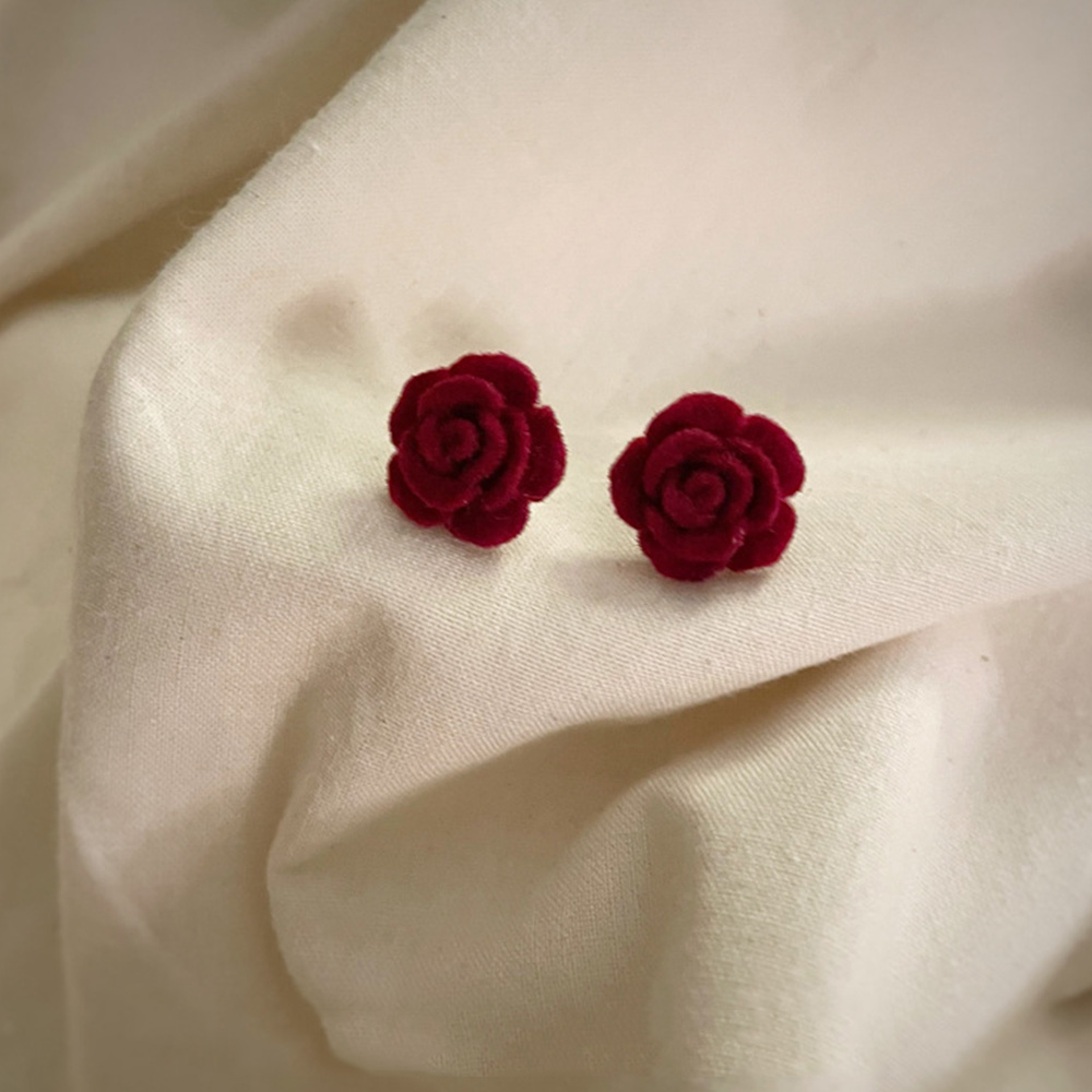 Wine Red Flower Earring Elegant, Simple Vintage Flocked Rose Stud Earrings For Women, Silver Needle Christmas Jewelry – view 5
