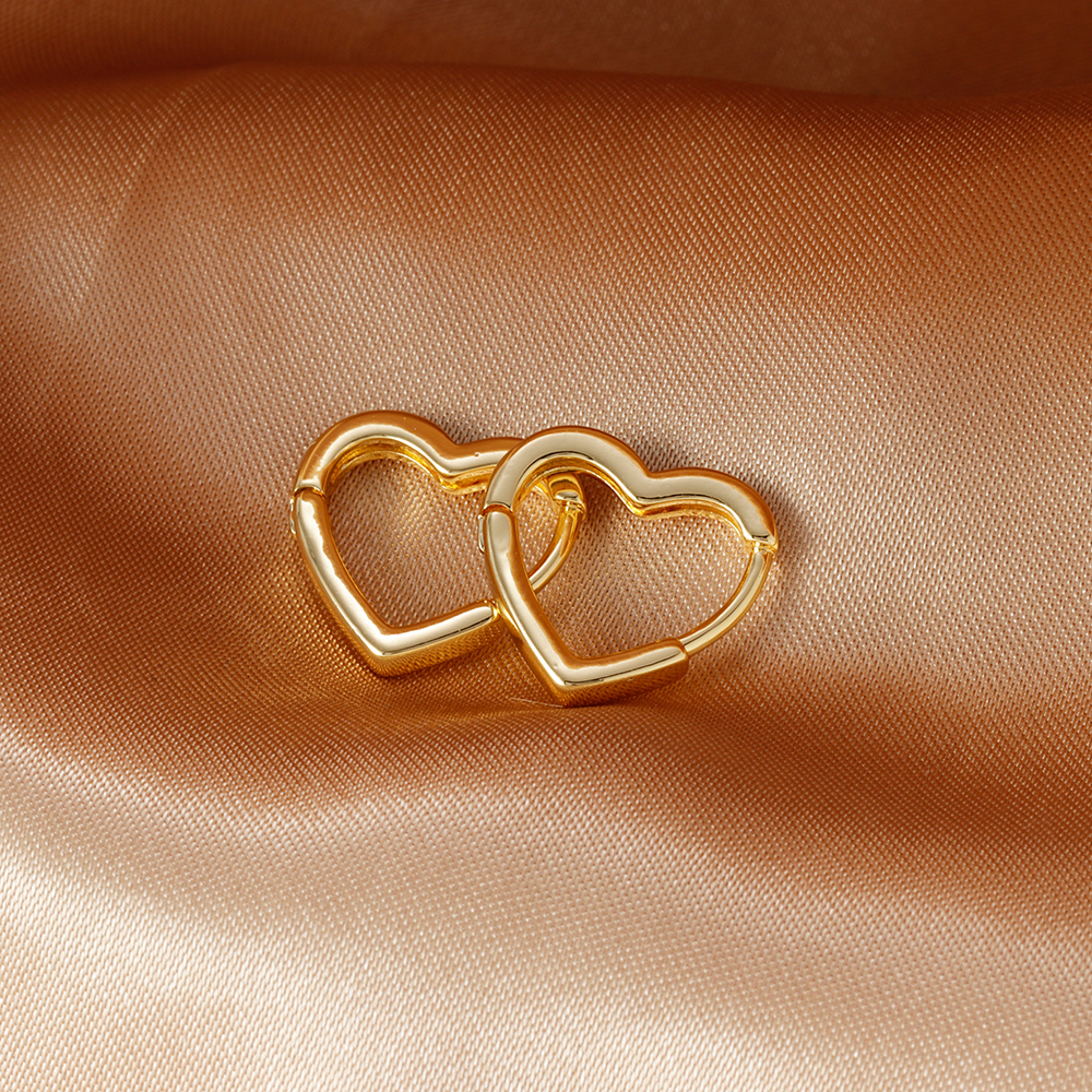 Minimalist Heart Hoop Earrings Stainless Steel Huggie Hoops for Women – view 8