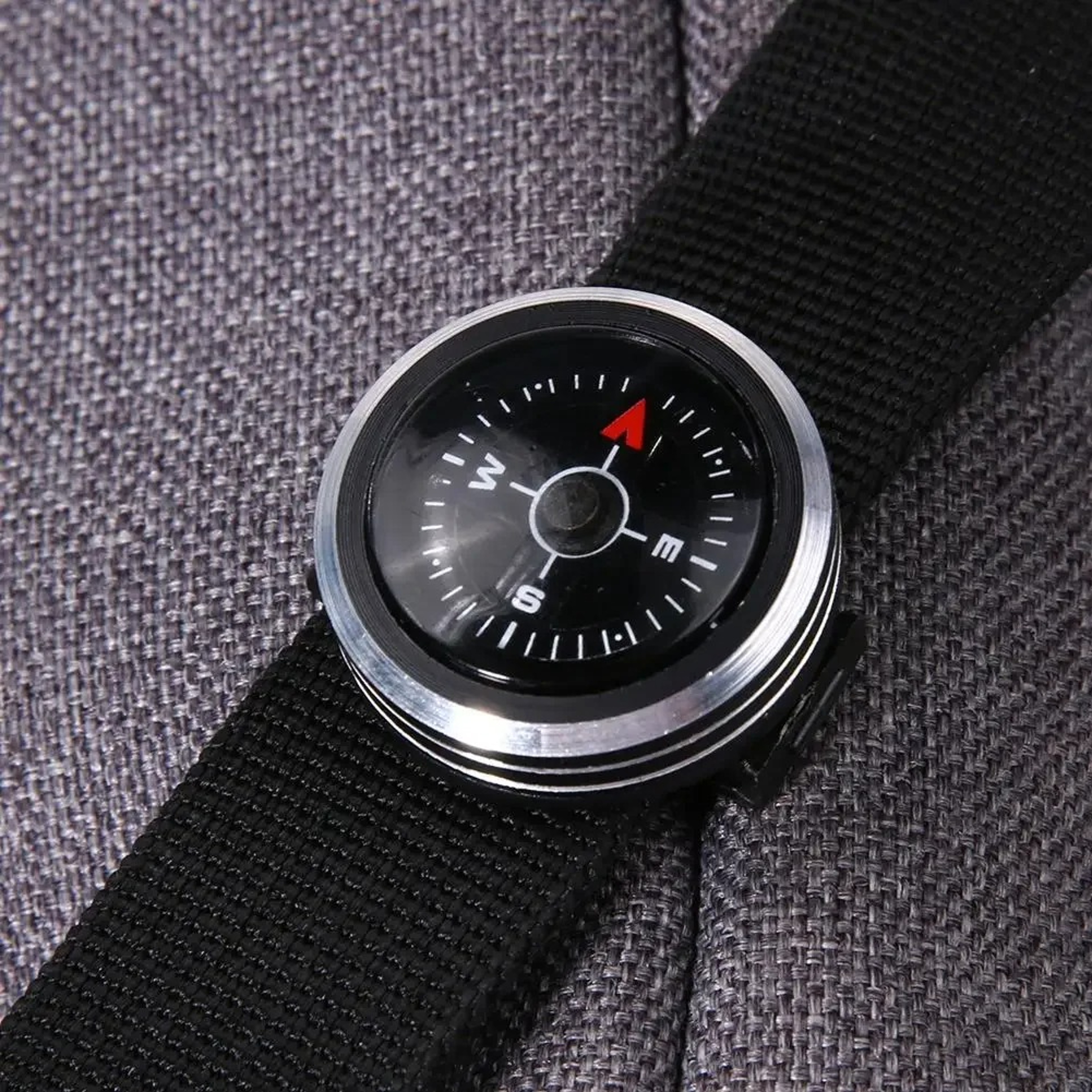 Mini Compass Clip For Paracord Bracelet Survival Outdoor Navigation Tool 4