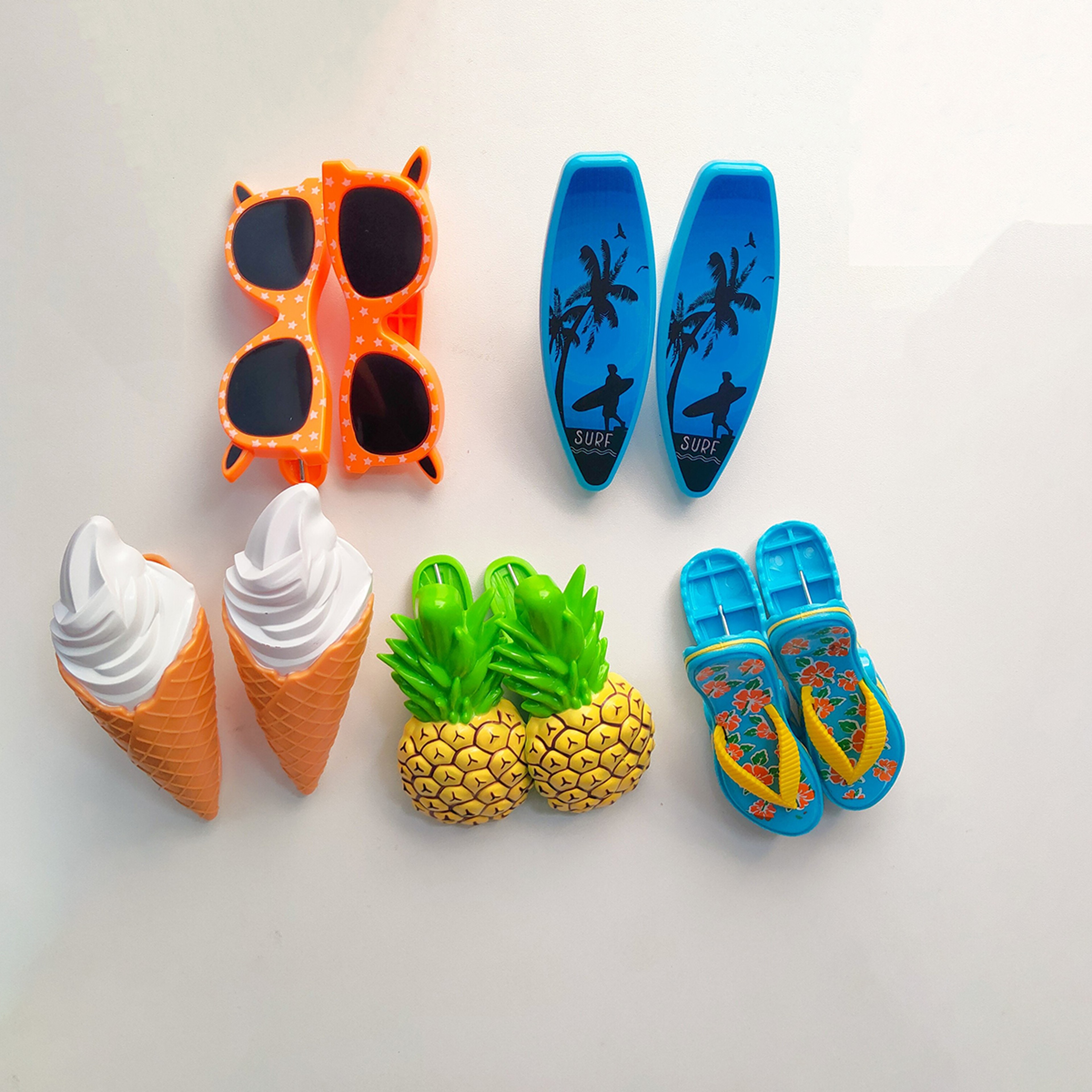 Heavy Duty Beach Towel Clips Non Slip Sunbed And Laundry Peg Holders 0